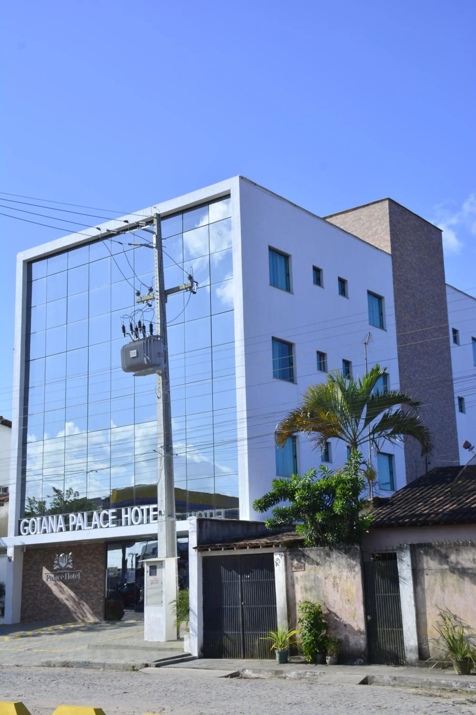 Property building in Goiana Palace Hotel - Fácil Acesso a Fábrica da JEEP, KLABIN, HEMOBRÁS, VIVIX