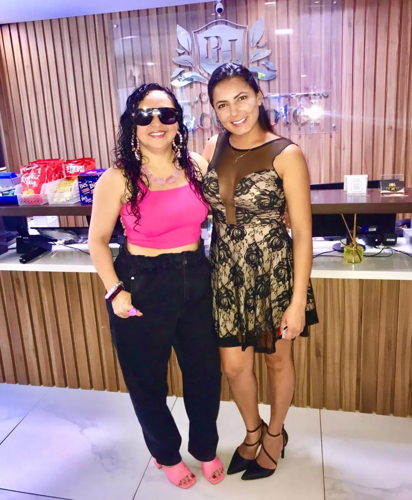 Family in Goiana Palace Hotel - Fácil Acesso a Fábrica da JEEP, KLABIN, HEMOBRÁS, VIVIX