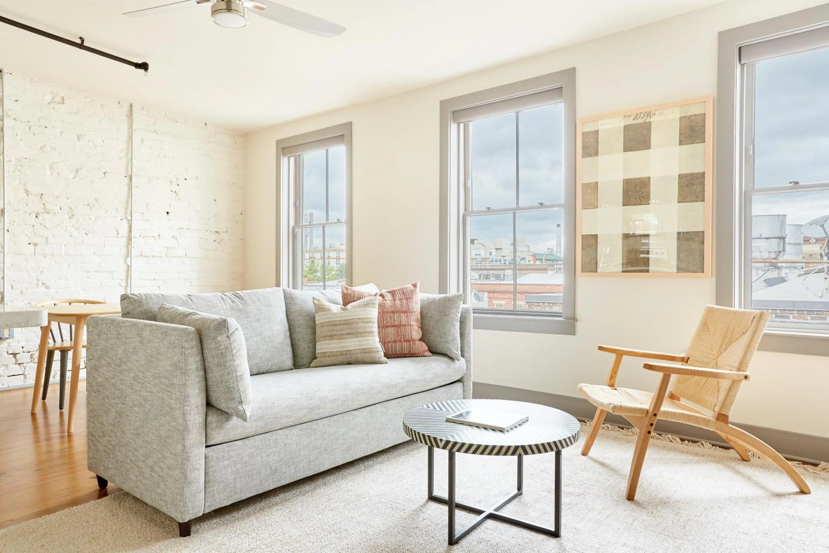 Deluxe One-Bedroom Apartment in Sonder by Marriott Bonvoy The Broughton Apartments Historic District