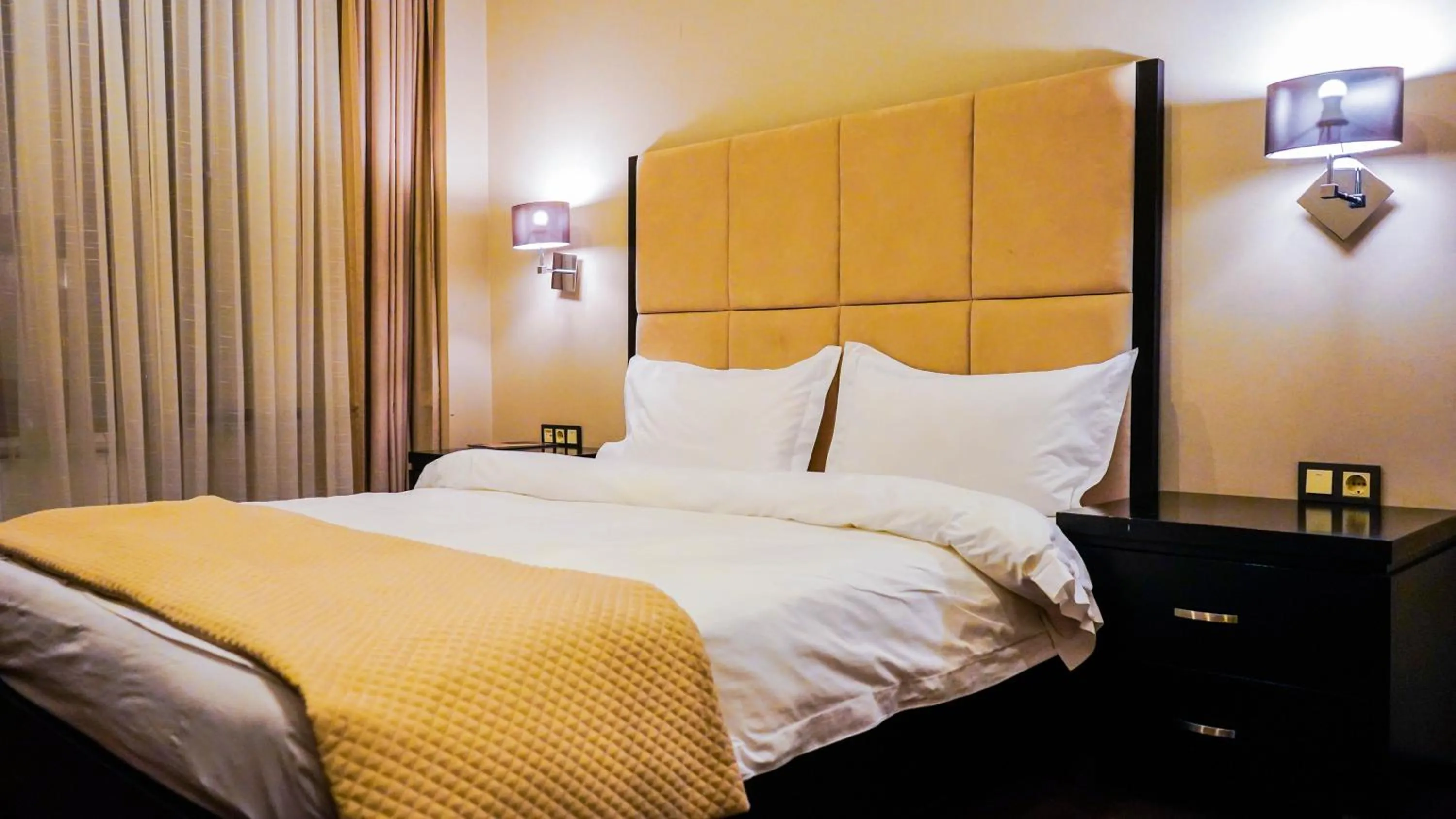 Bed in JELSOMINOHotel