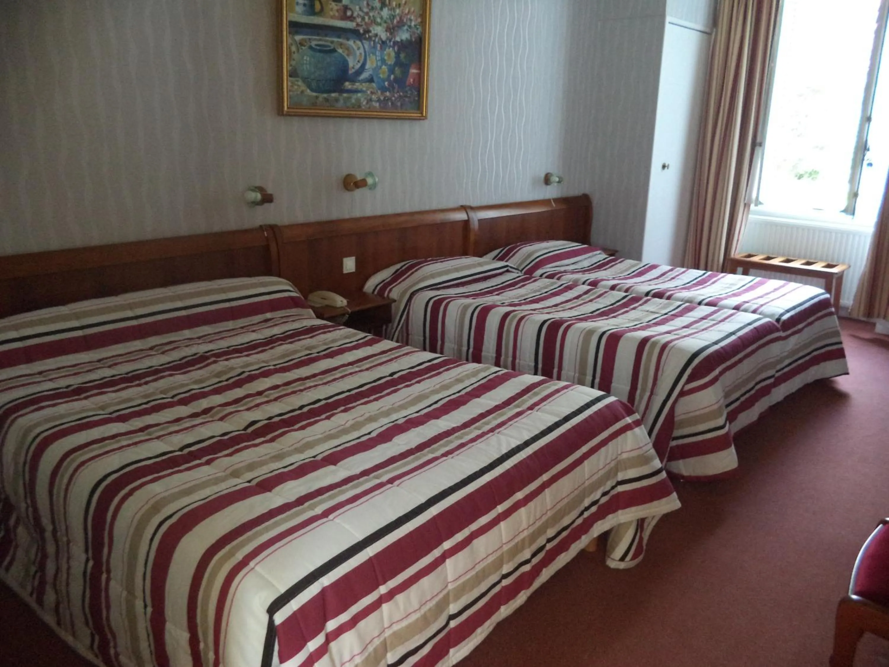 Day, Bed in Cit'Hotel Avallon Vauban