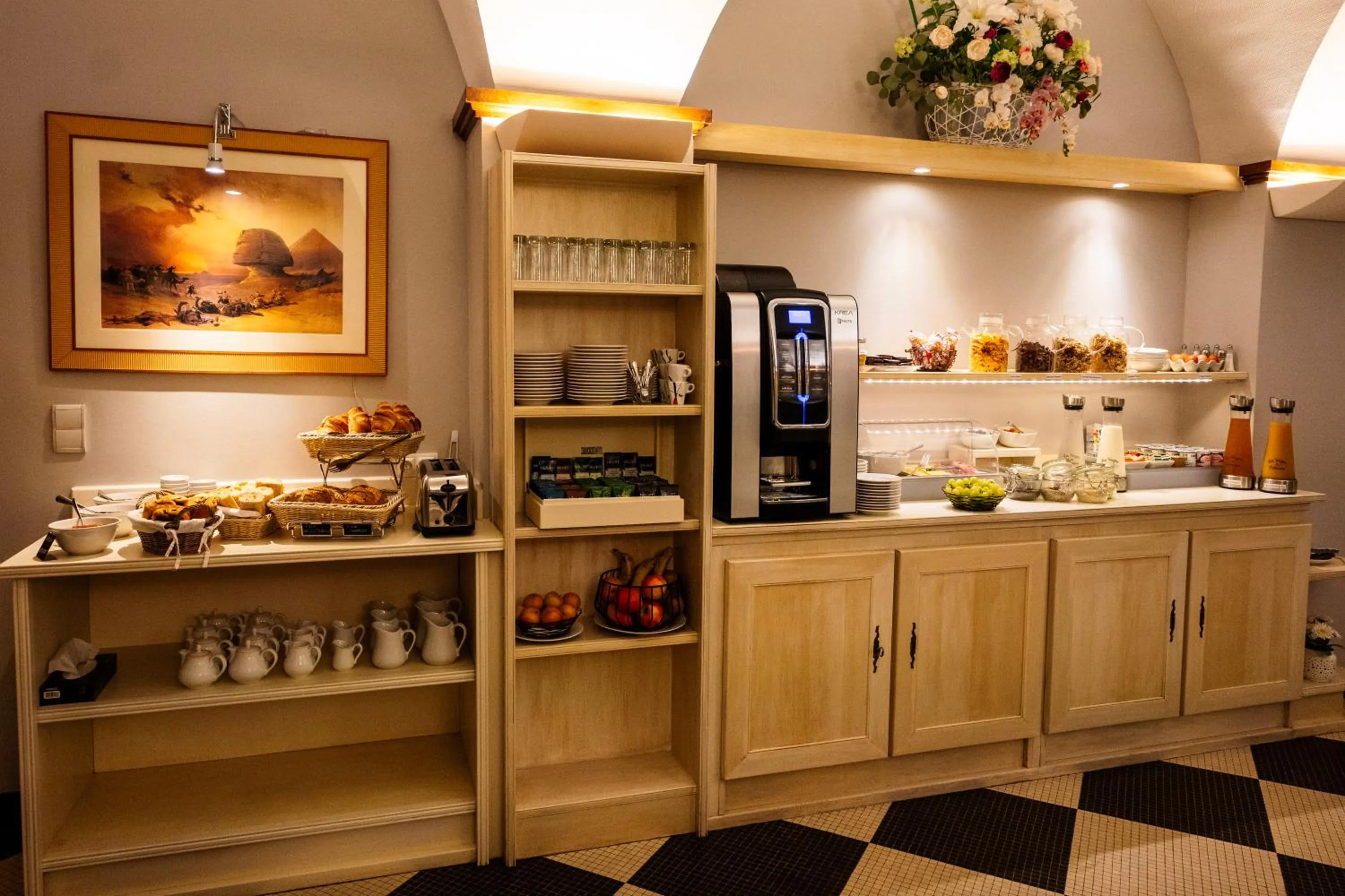 Buffet breakfast in Cit'Hotel Sphinx - Hotel