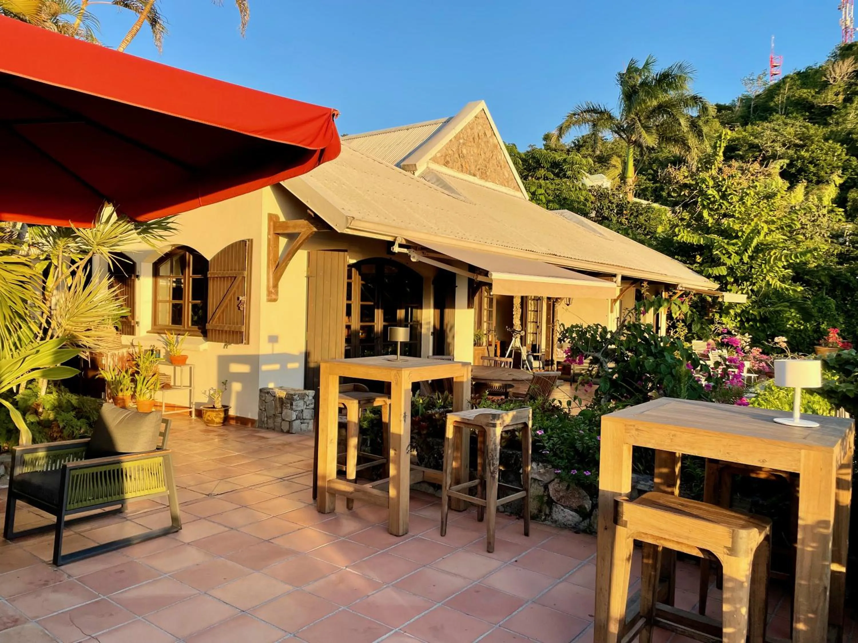 Property building in The Paradise Peak Adults only