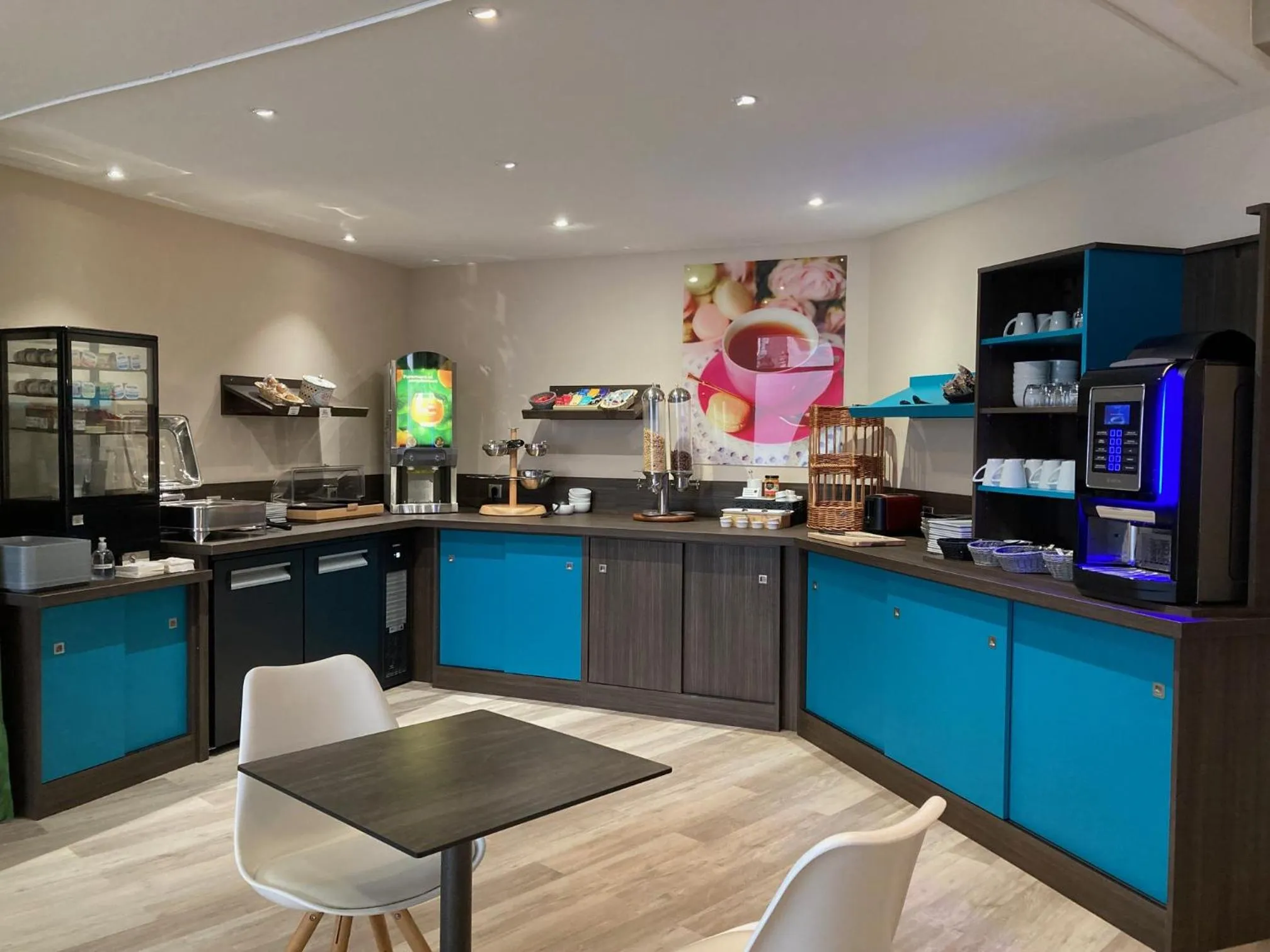 Breakfast in The Originals City, Hôtel Le Boeuf Rouge, Saint-Junien