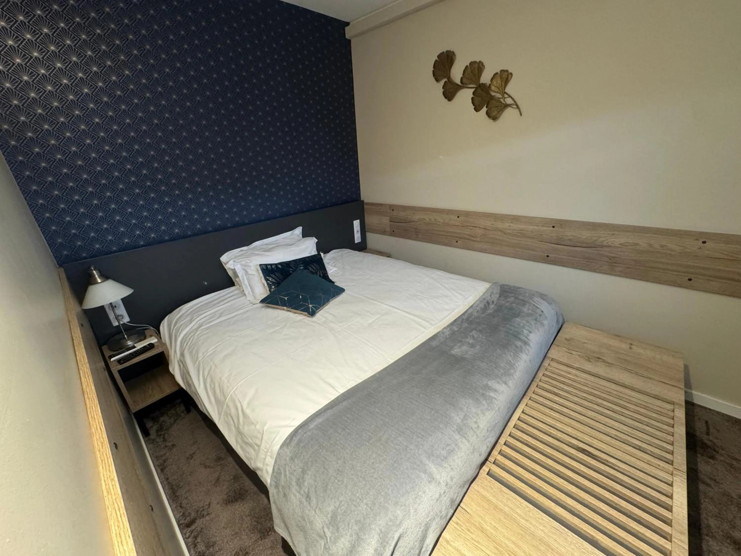 Bed in The Originals City, Hôtel Hélios, Roanne Nord