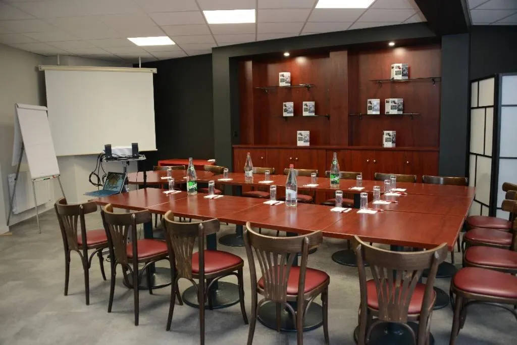 Meeting/conference room in The Originals City, Hôtel Hélios, Roanne Nord