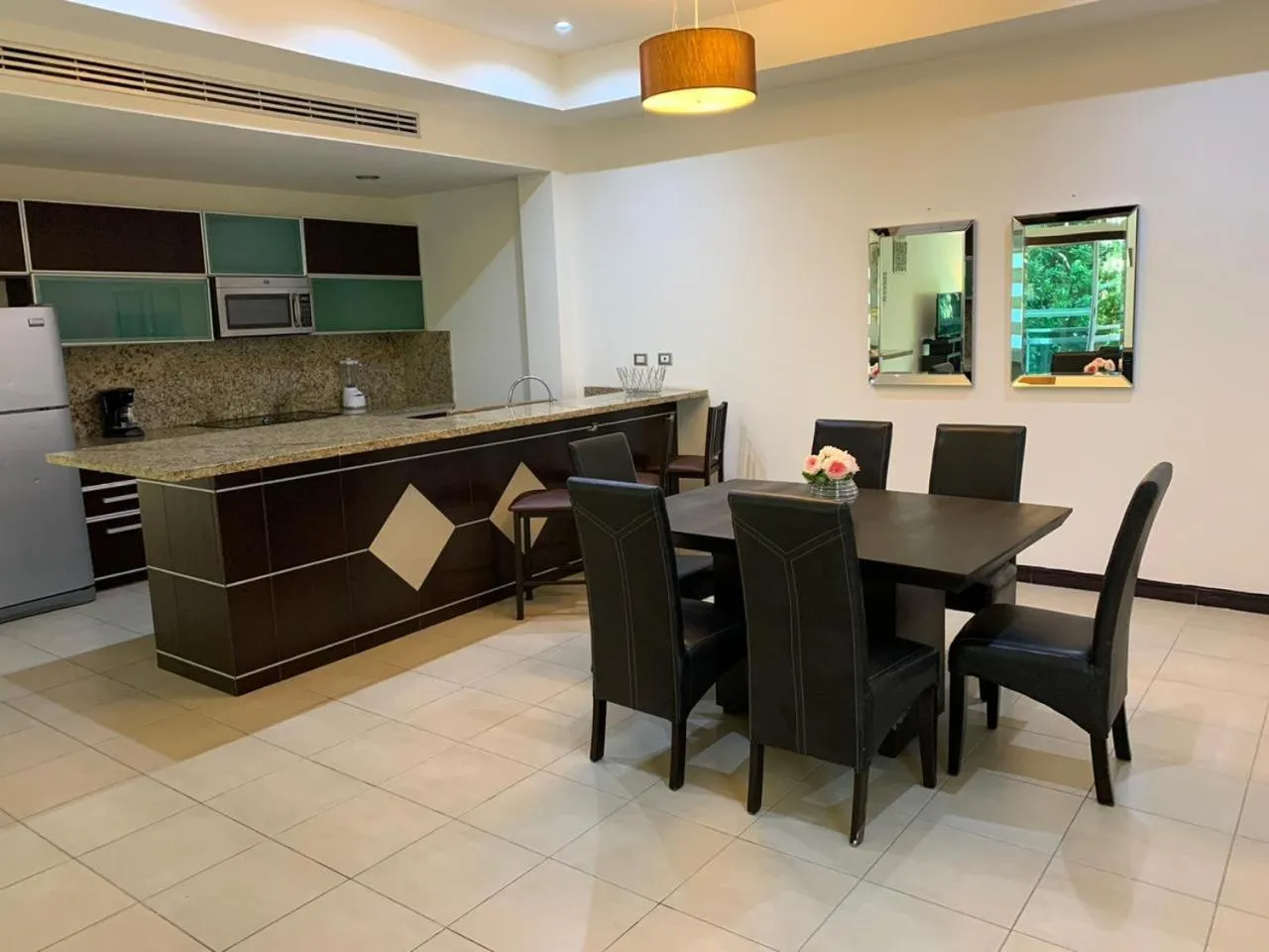 Kitchen or kitchenette in San Pedro Hotel, 5ta Avenida