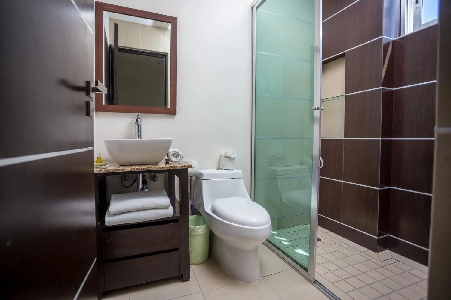 Bathroom in San Pedro Hotel, 5ta Avenida