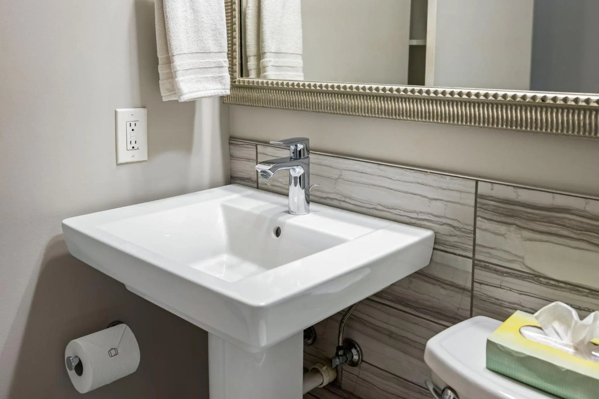Bathroom in Brookwood Courtyard by BCA Furnished Apartments