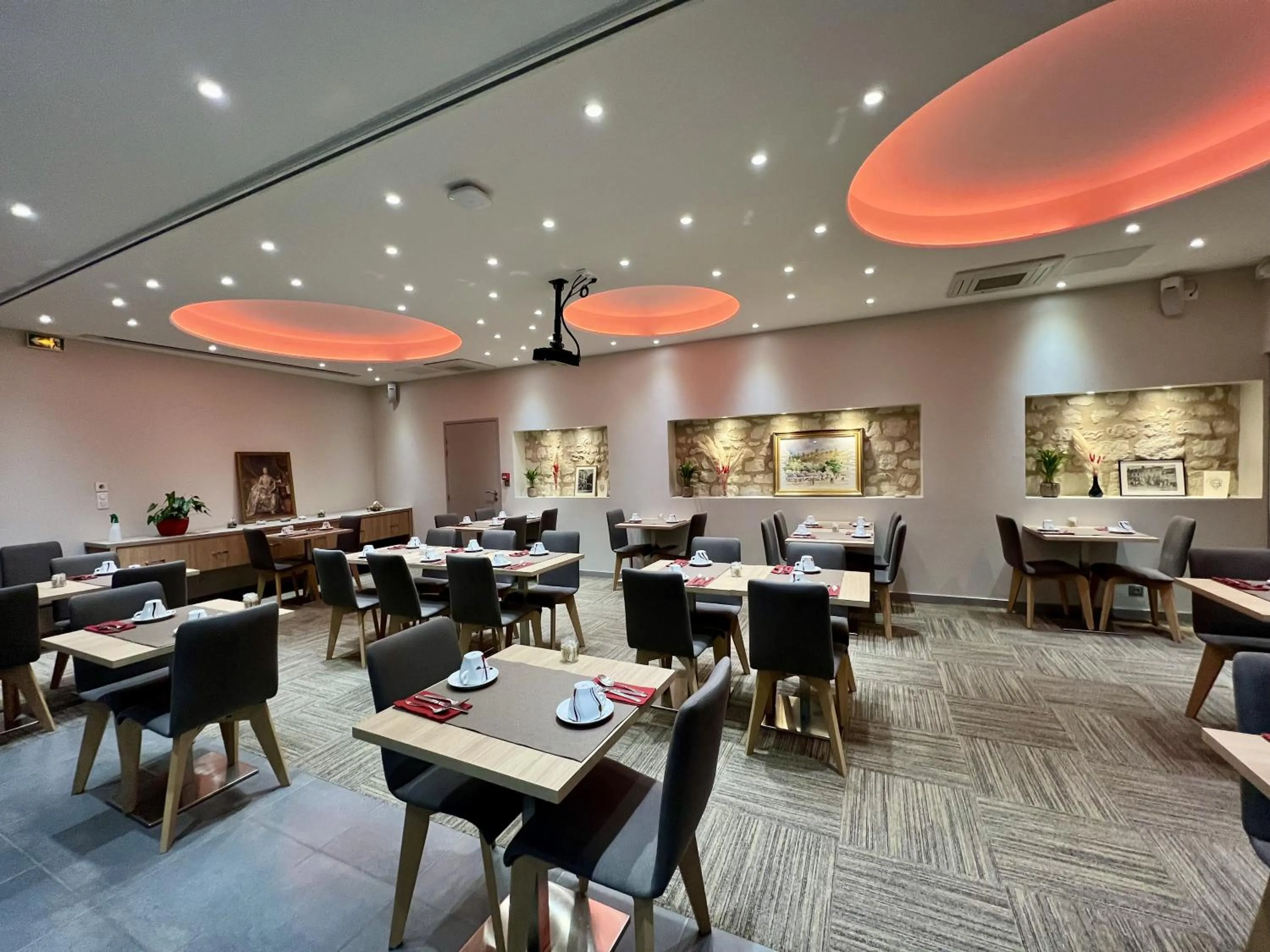 Breakfast in Best Western Hôtel De France