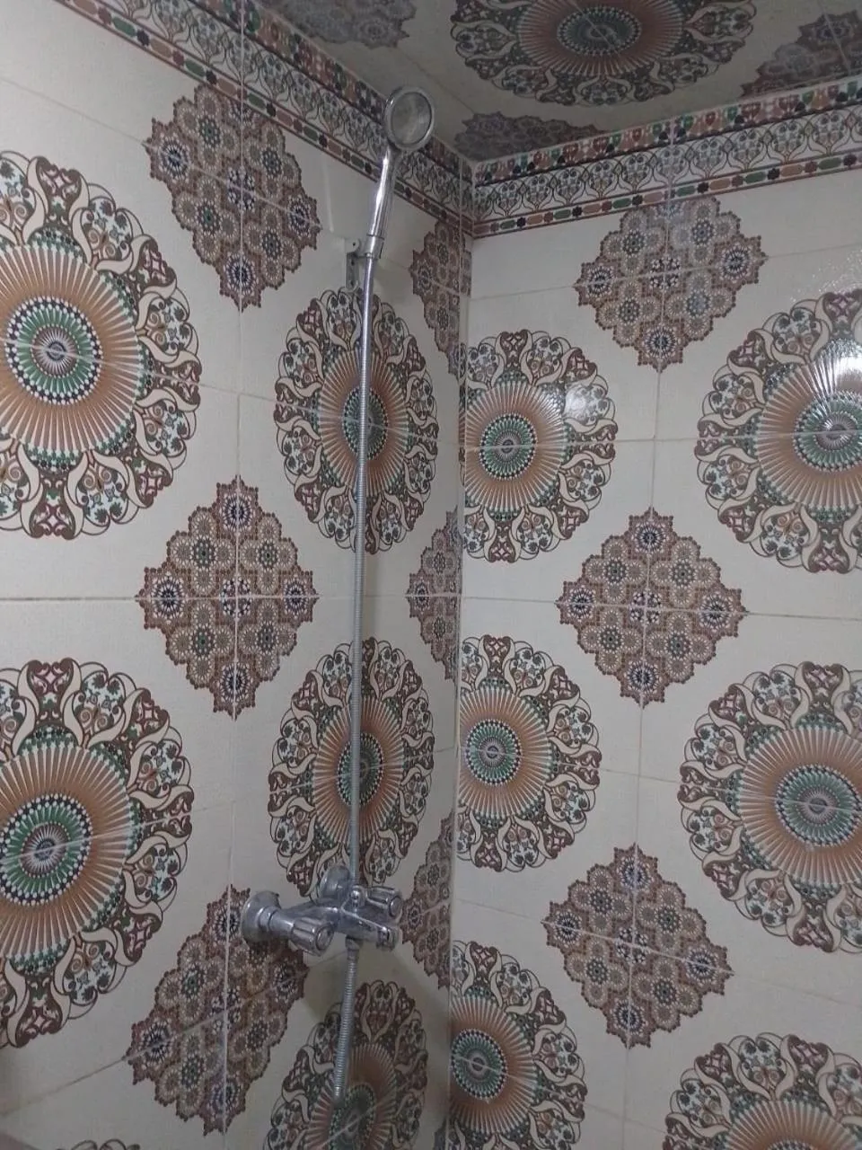 Shower in Riad lala Drissia