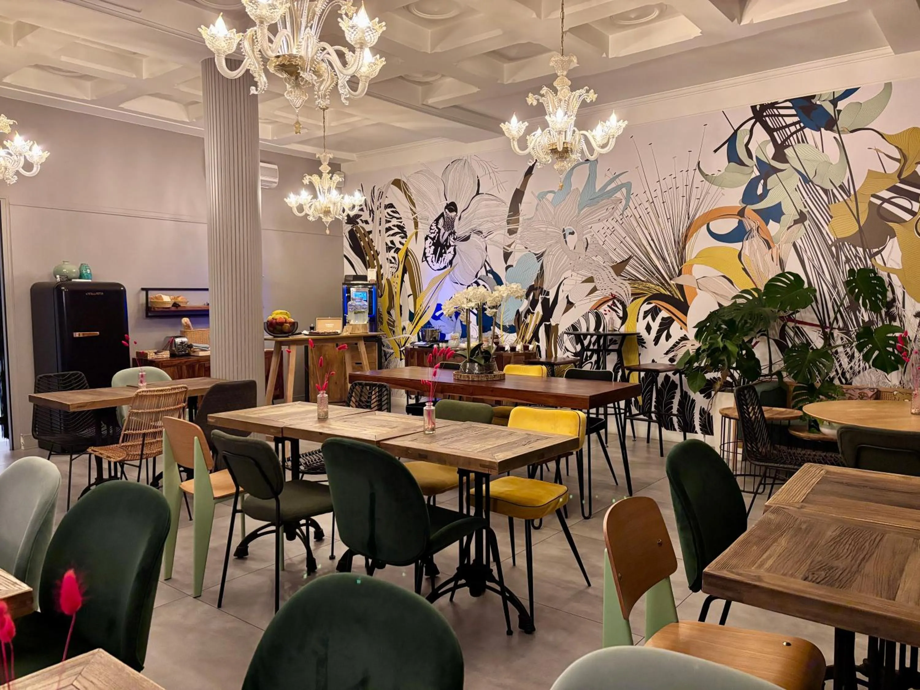 Breakfast in Urban Jungle Hôtel Orleans