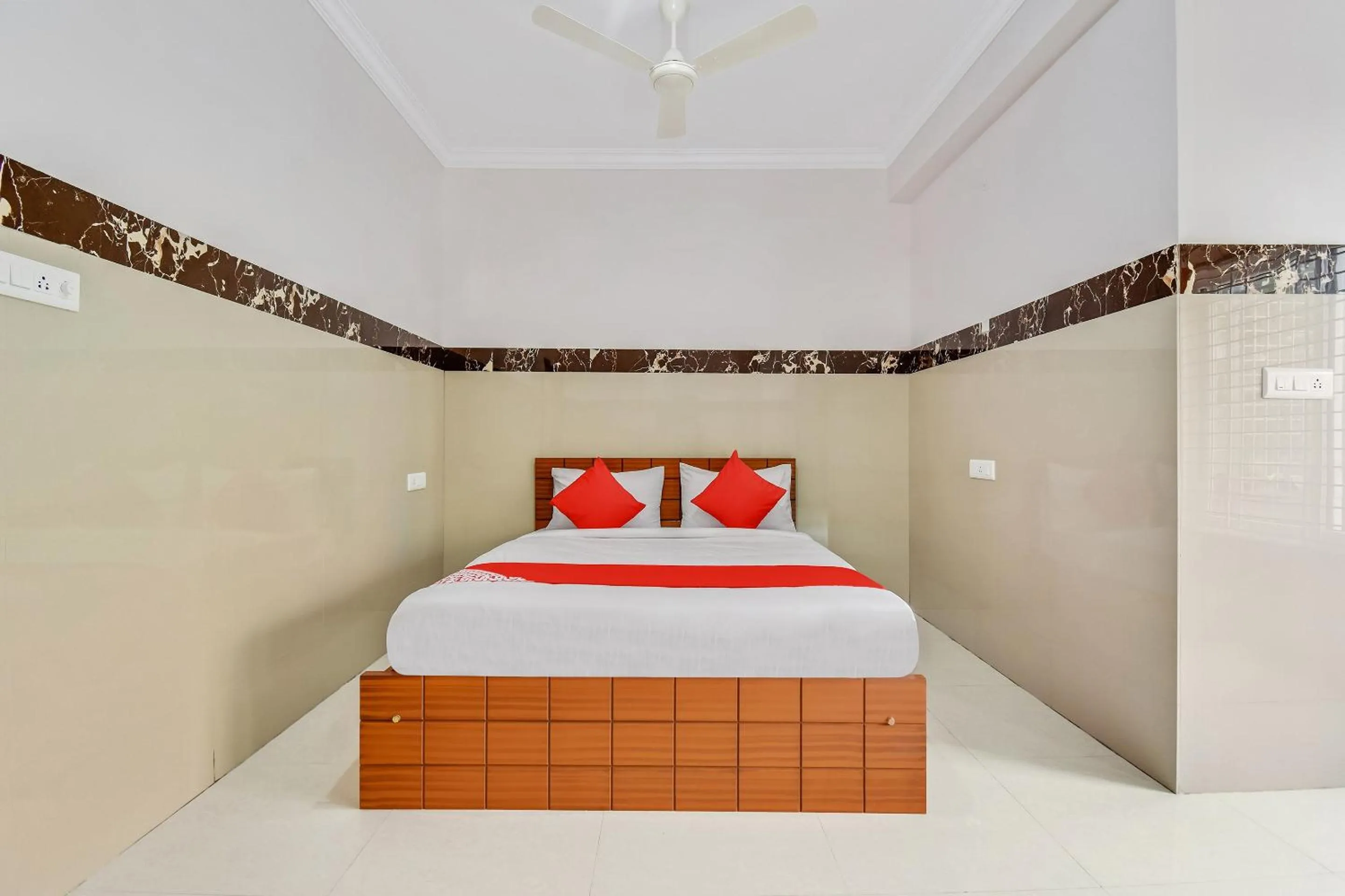 Bedroom, Bed in Hotel O Sri Sai Guru Comforts