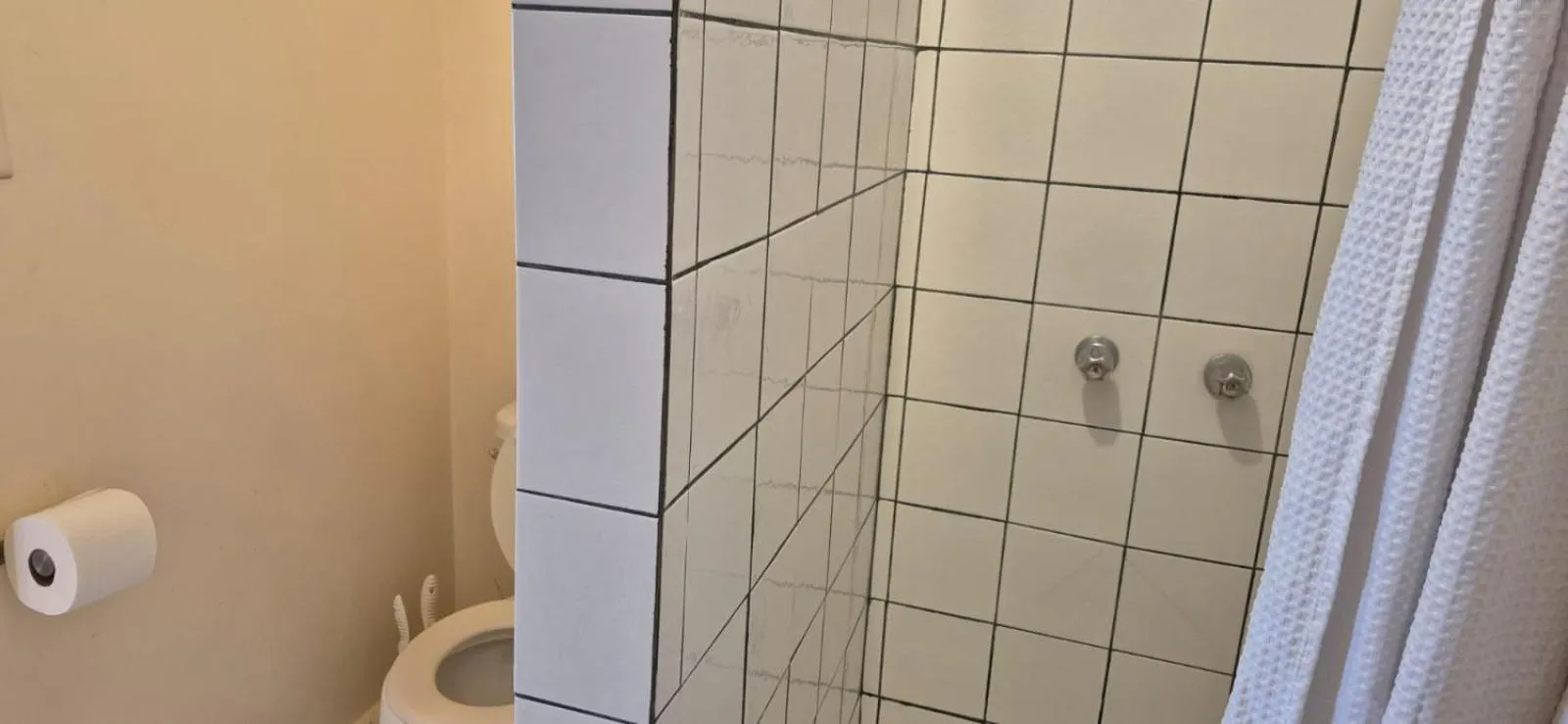 Bathroom in Coyote Lofts-Estacion Federal