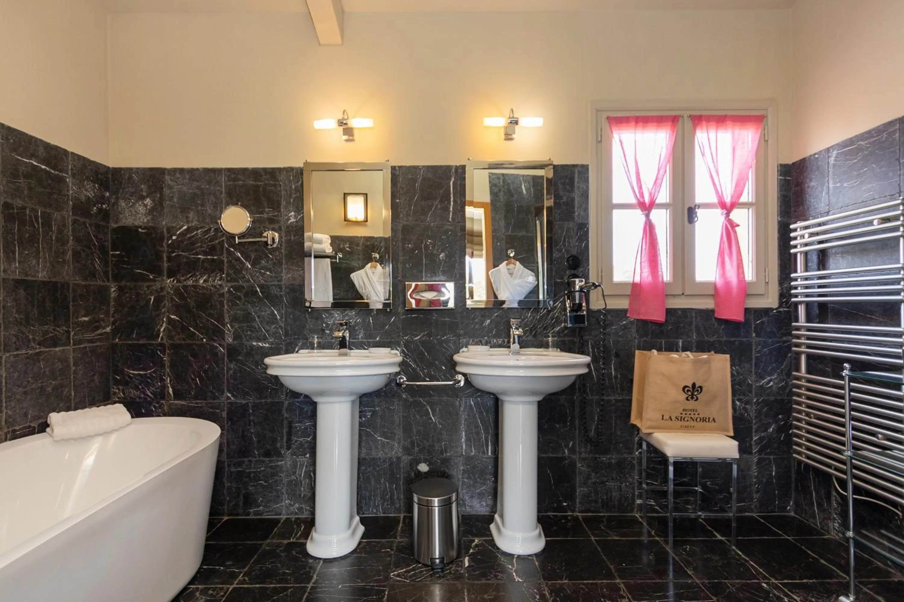 Toilet in La Signoria & Spa