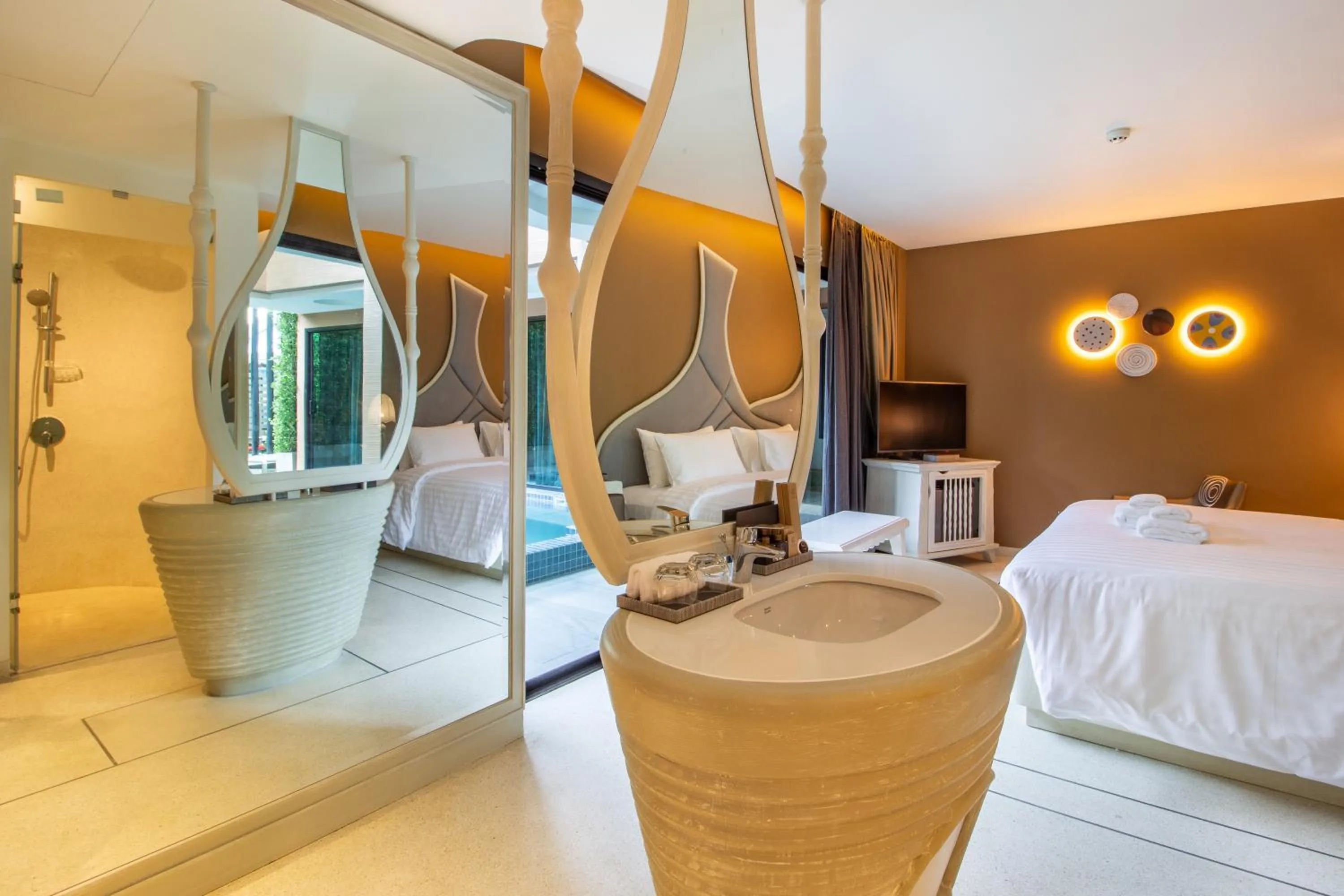 Bed in Rachabhura Hotel