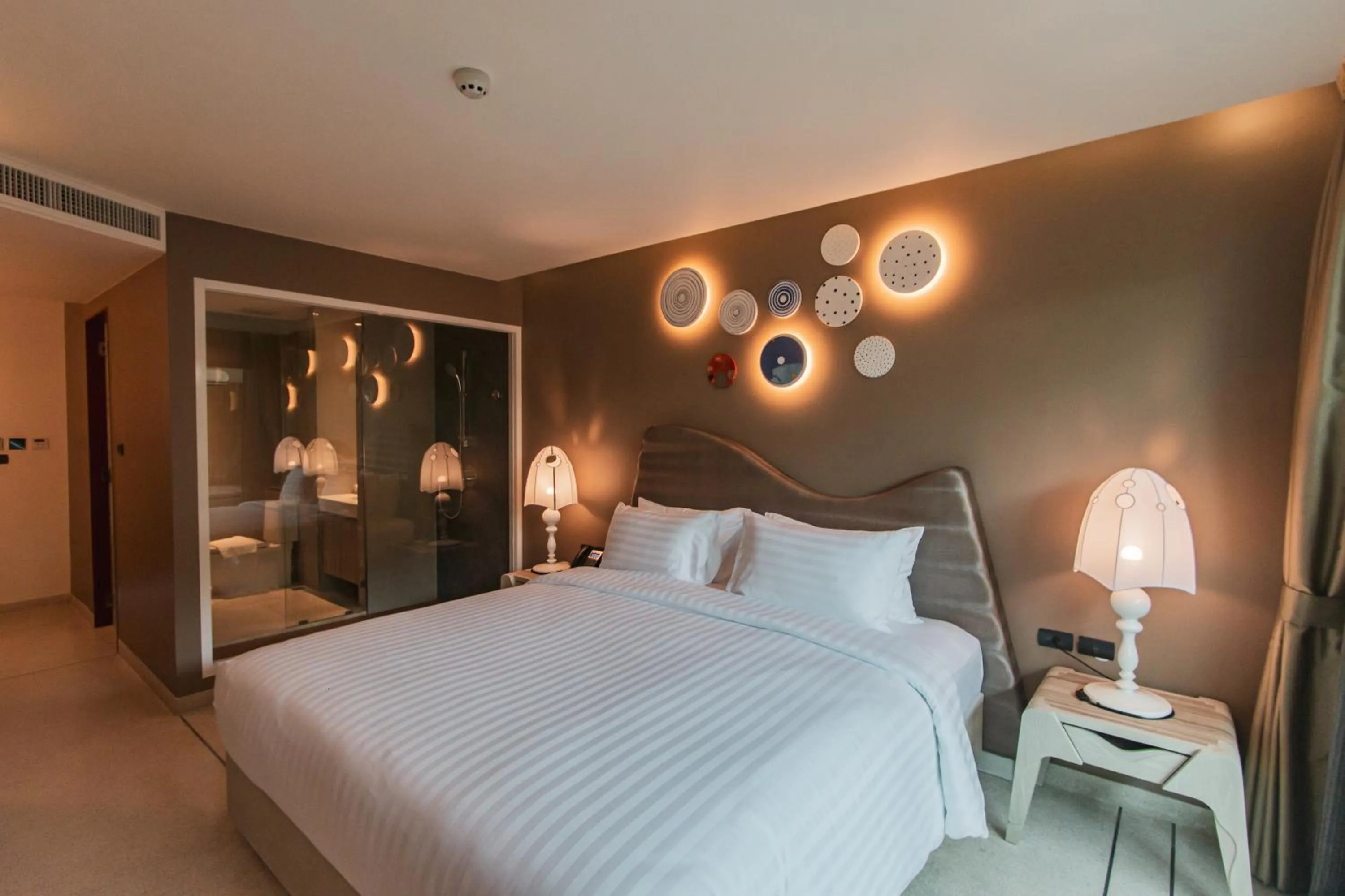 Bed in Rachabhura Hotel