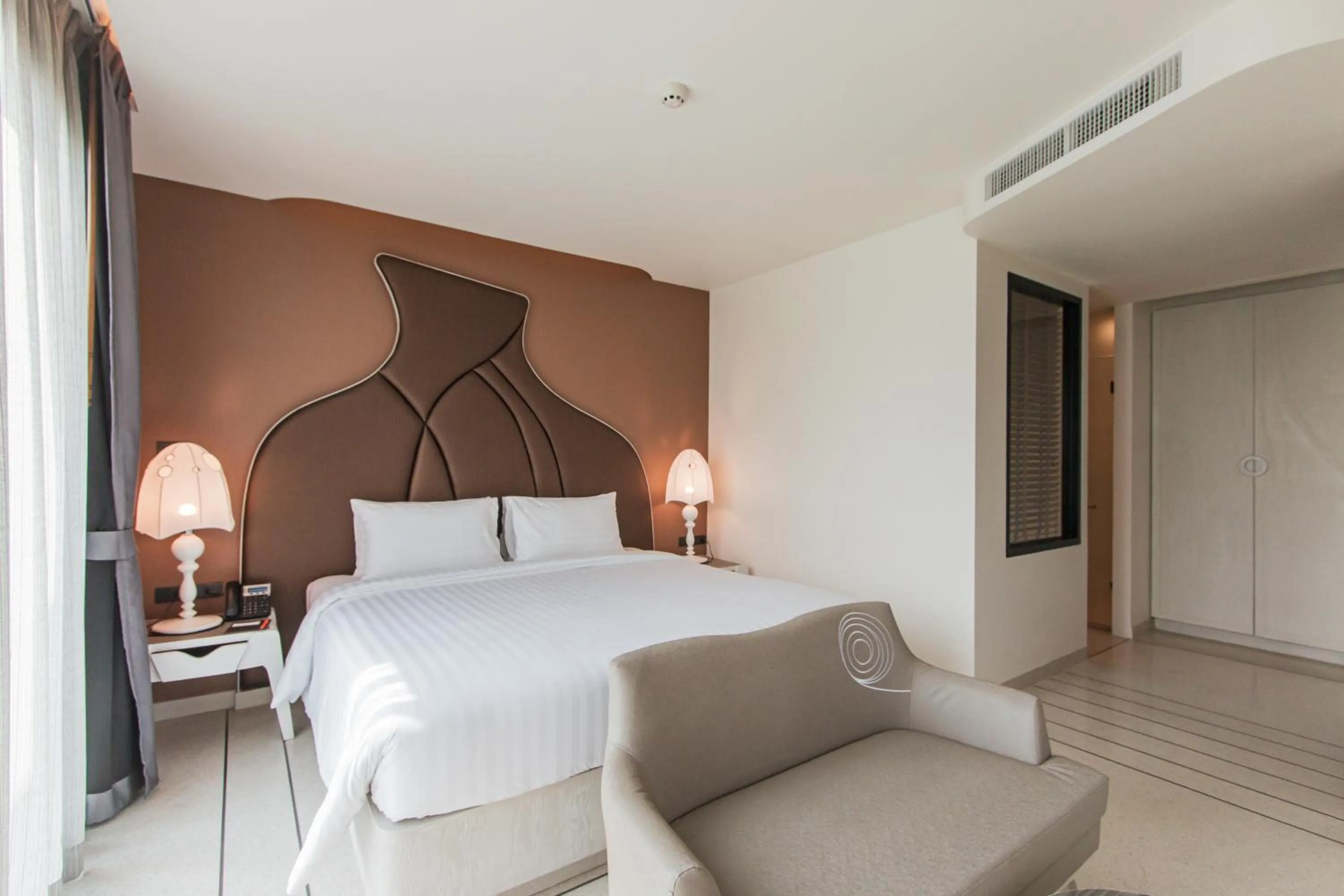 Bedroom, Bed in Rachabhura Hotel