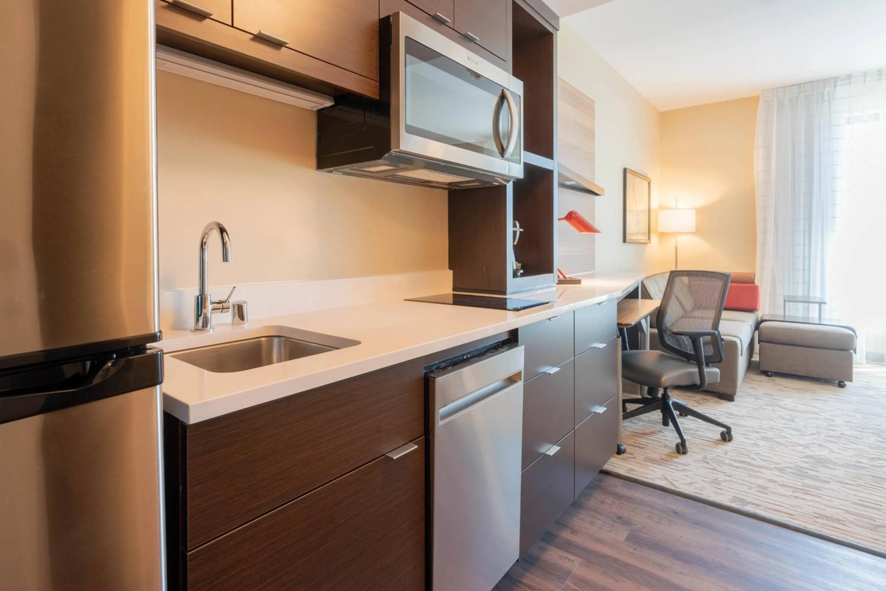 Kitchen or kitchenette in TownePlace Suites by Marriott Thousand Oaks Agoura Hills