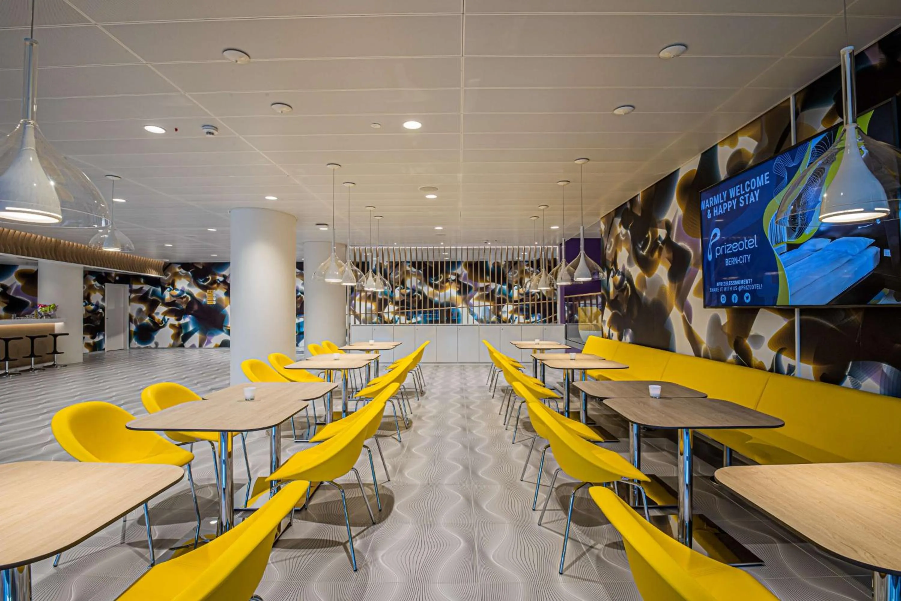 Restaurant/places to eat in Prize by Radisson, Bern City