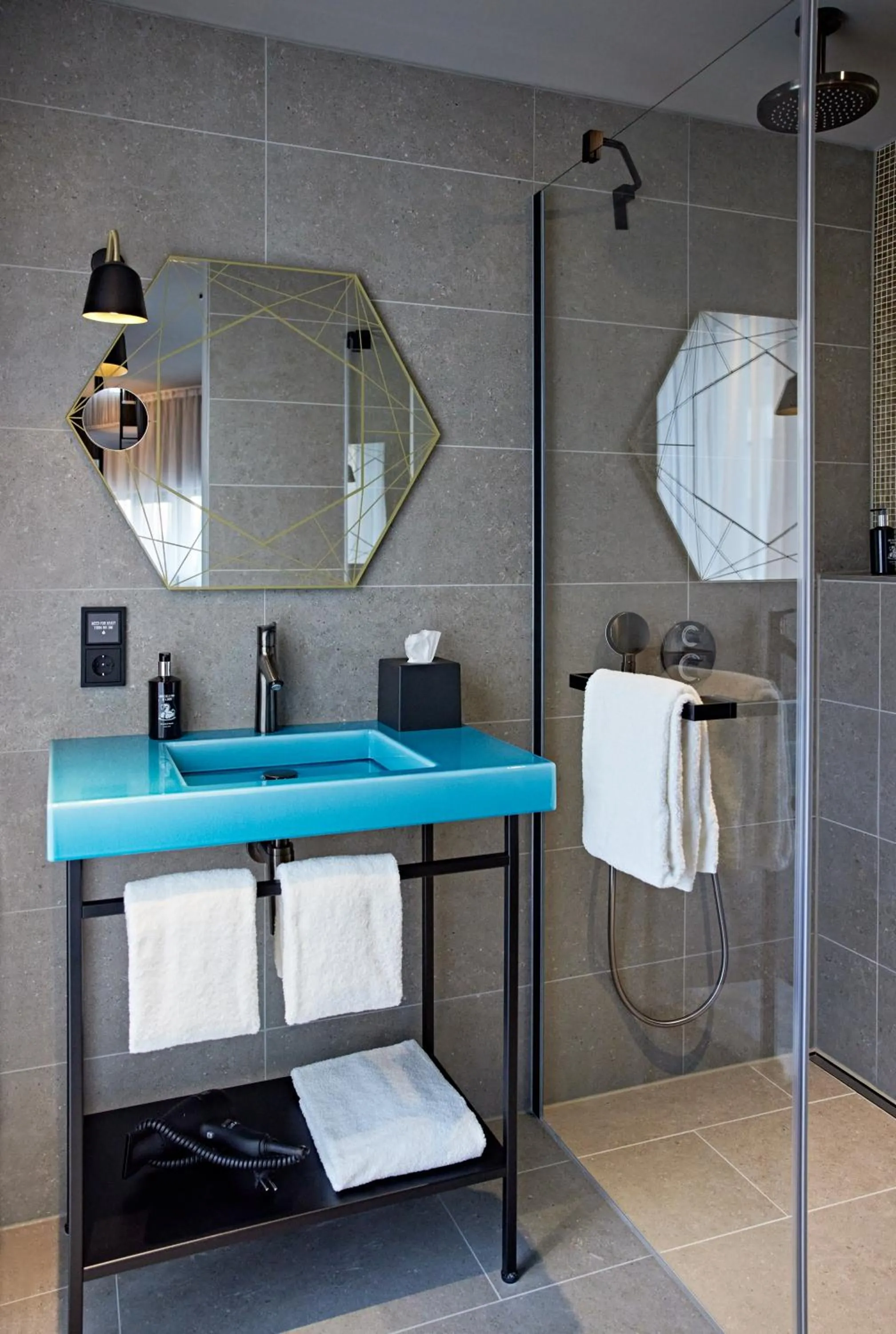 Bathroom in Me and All Hotel Dusseldorf Oberkassel, by Hyatt