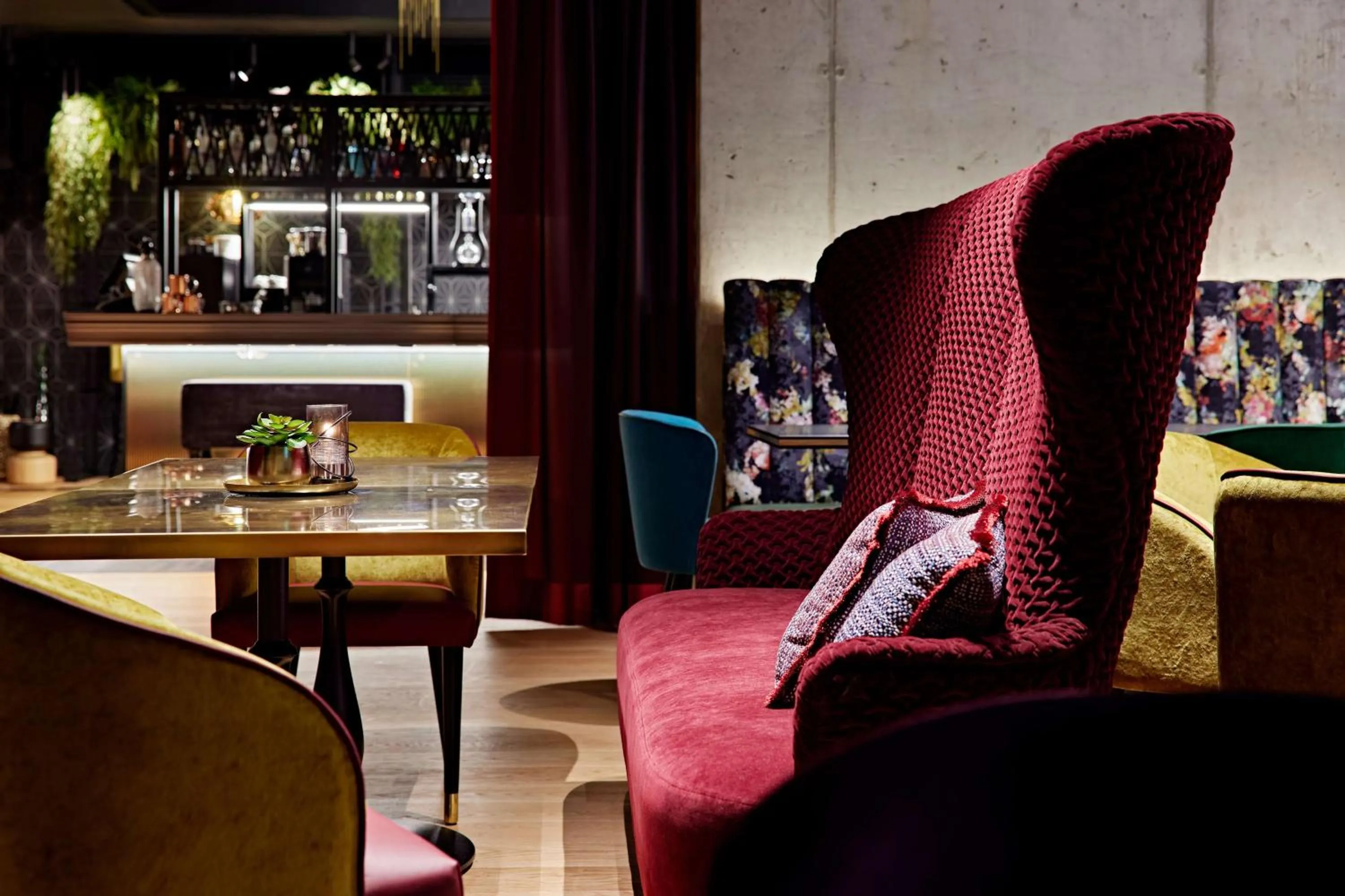 Restaurant/places to eat in Me and All Hotel Dusseldorf Oberkassel, by Hyatt