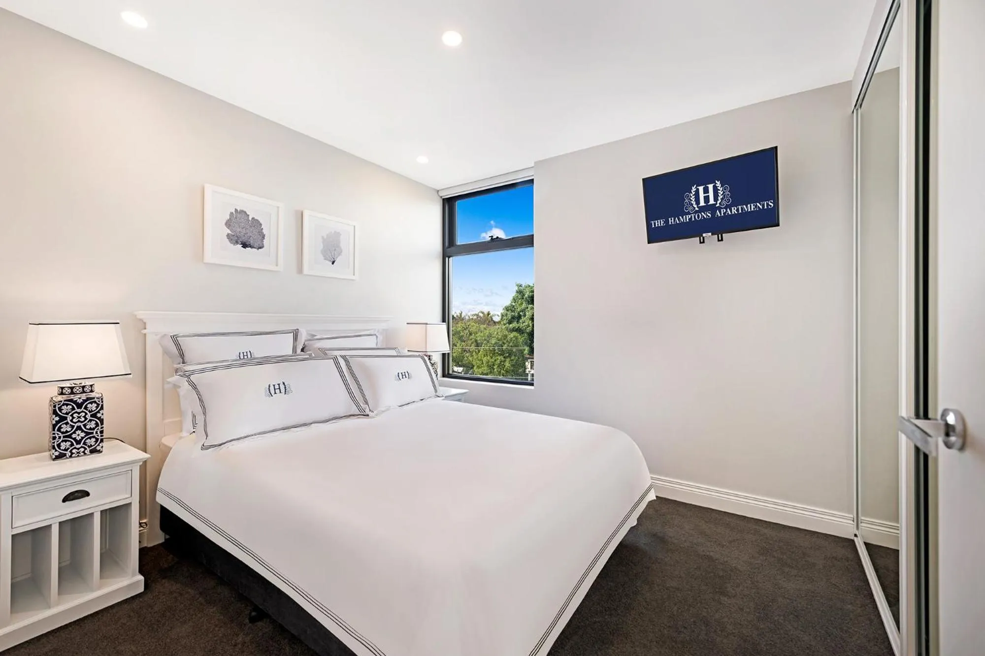 Bedroom, Bed in The Hamptons Apartments - St Kilda