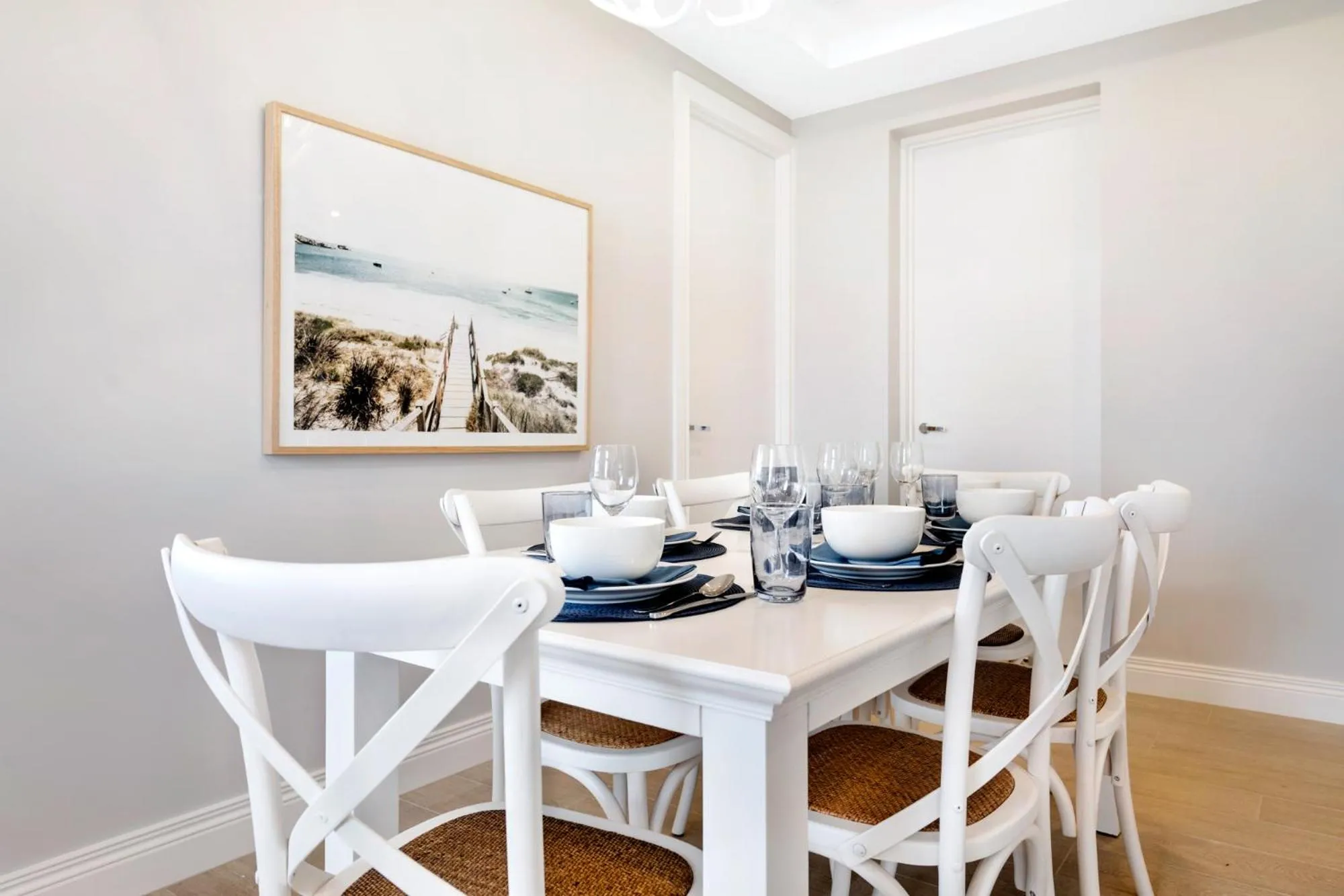 Dining area in The Hamptons Apartments - St Kilda
