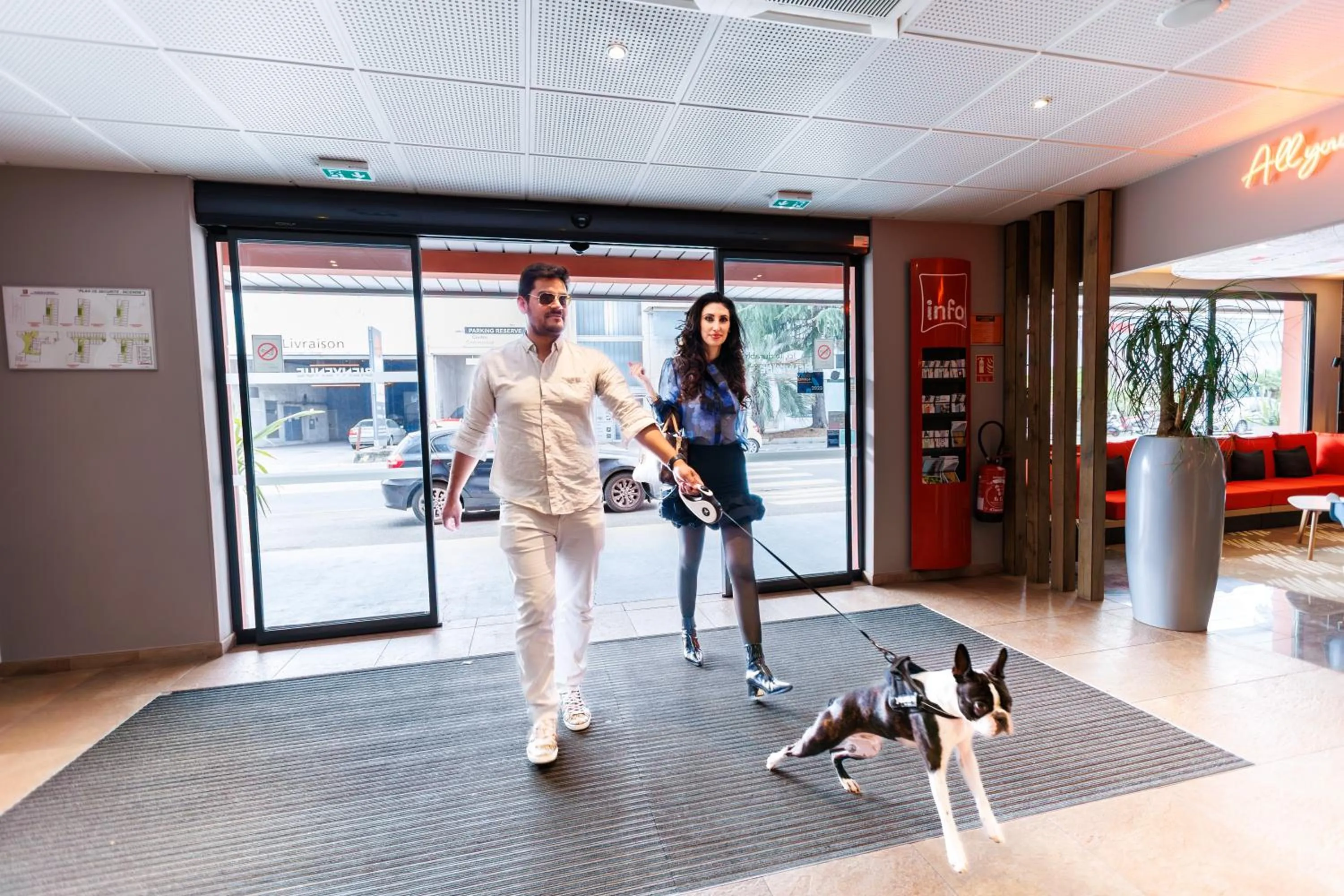 People in ibis Cannes Mandelieu