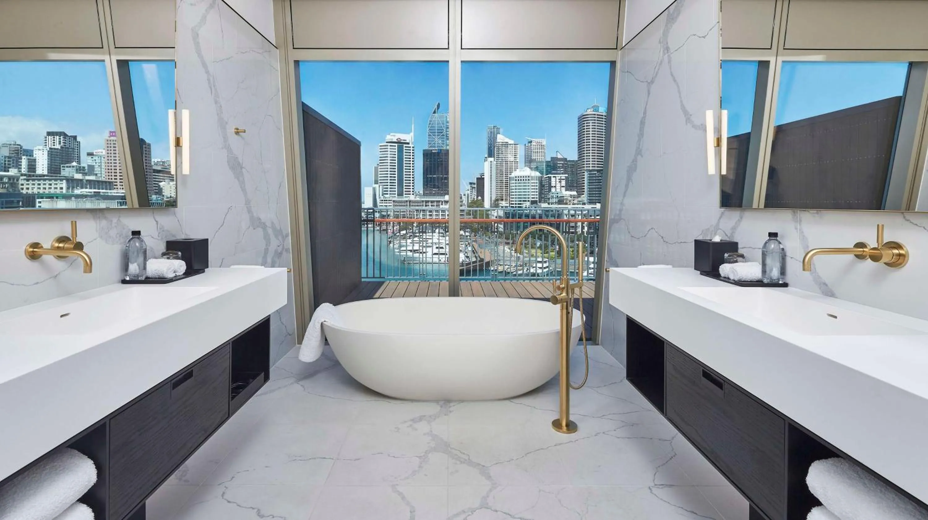 Bathroom in Park Hyatt Auckland