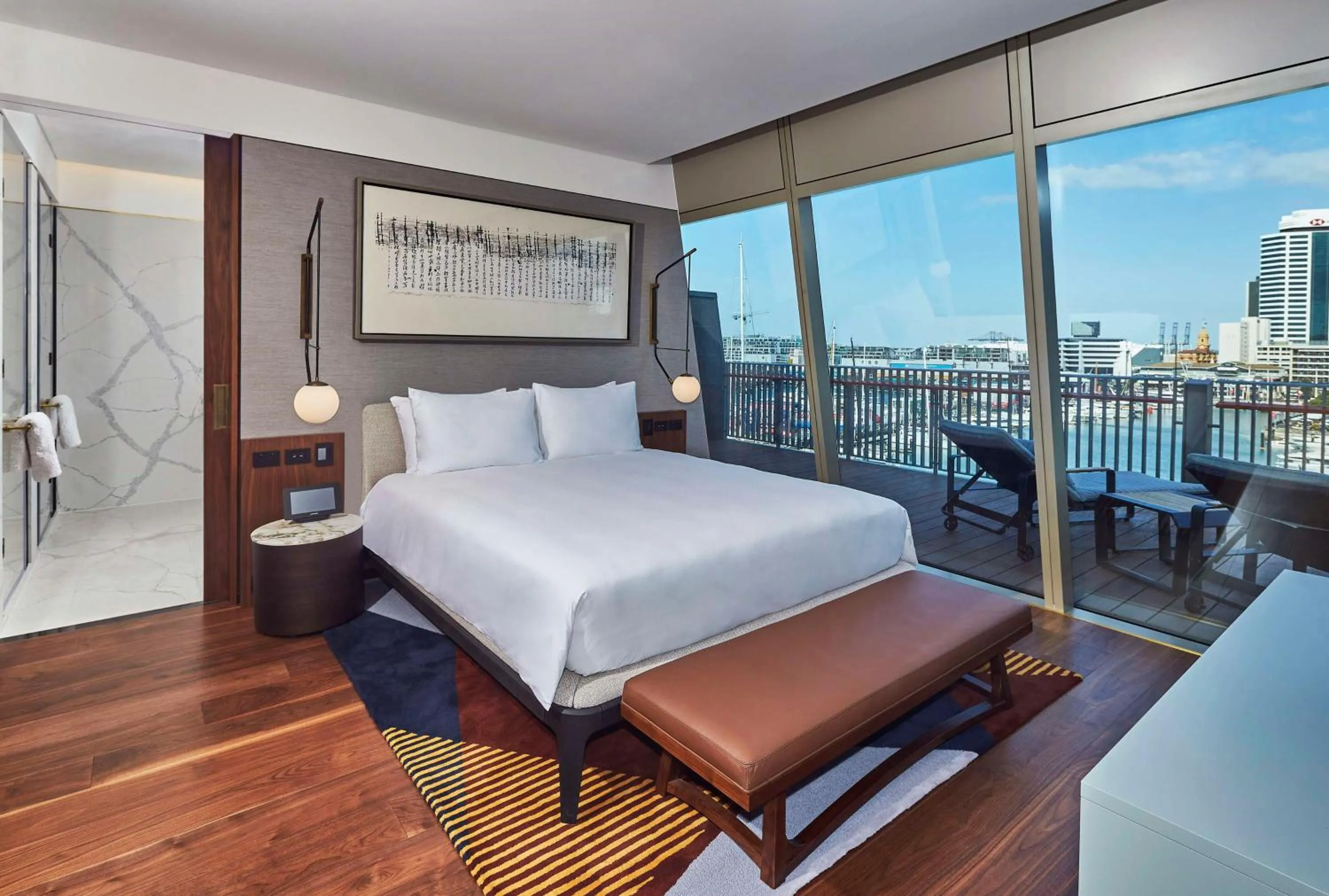 Photo of the whole room, Bed in Park Hyatt Auckland