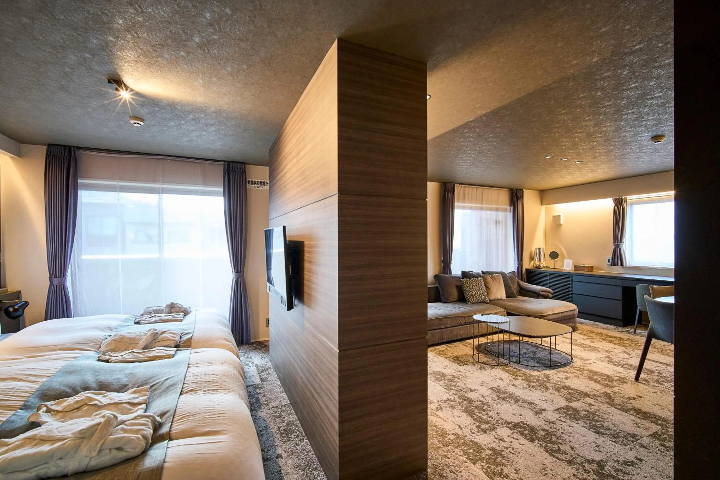 Bed in HOTEL MASTAY jingumichi