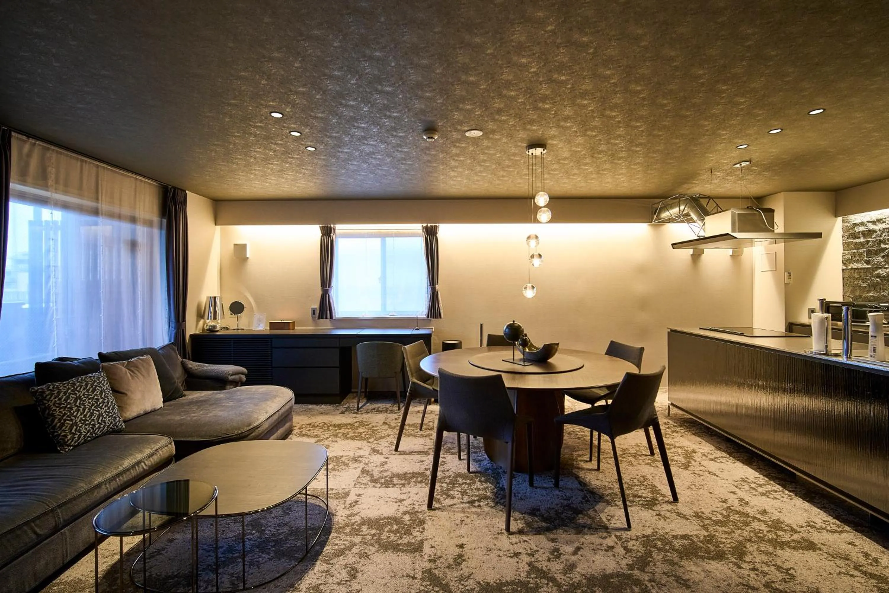 Living room in HOTEL MASTAY jingumichi