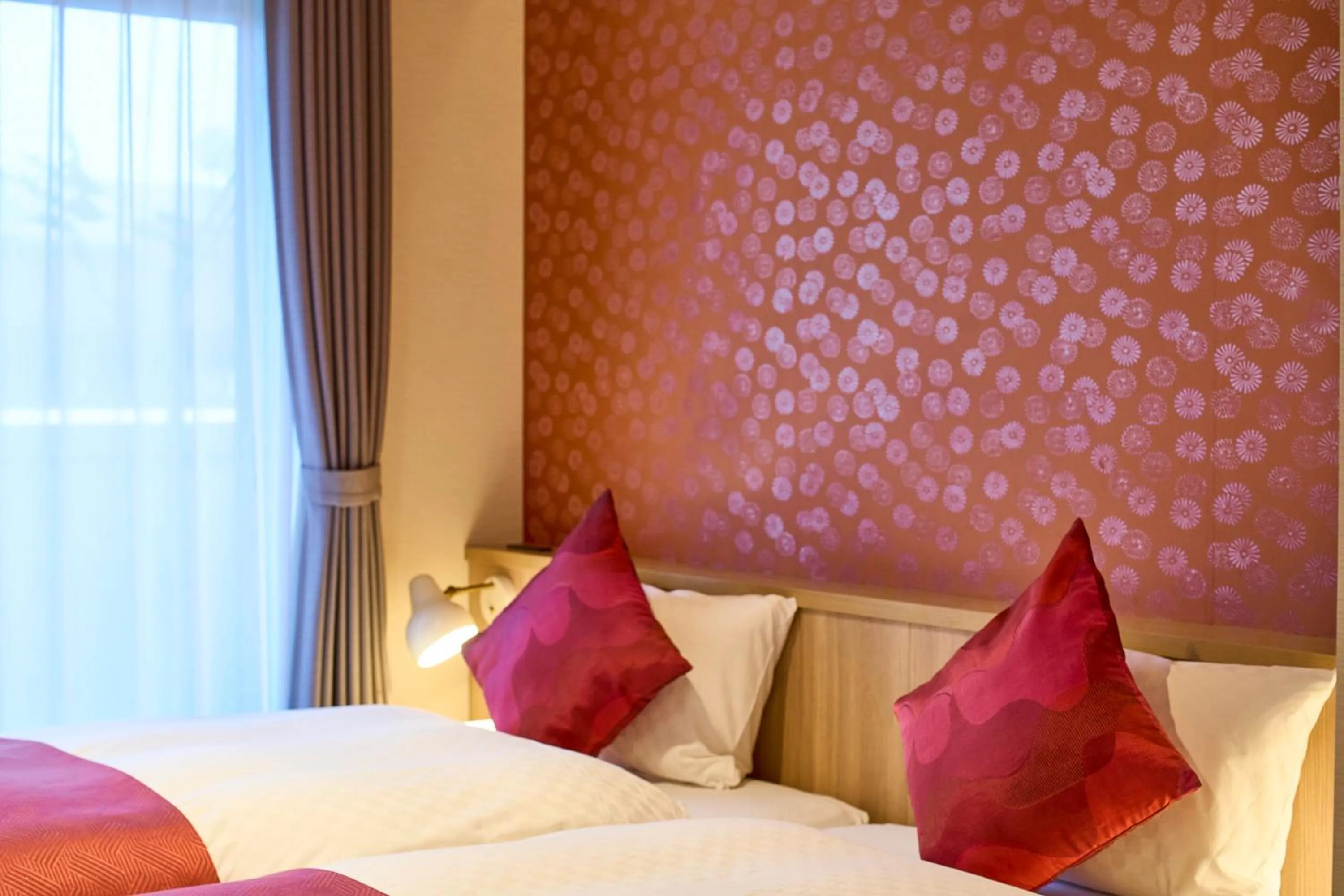 Bed in HOTEL MASTAY jingumichi