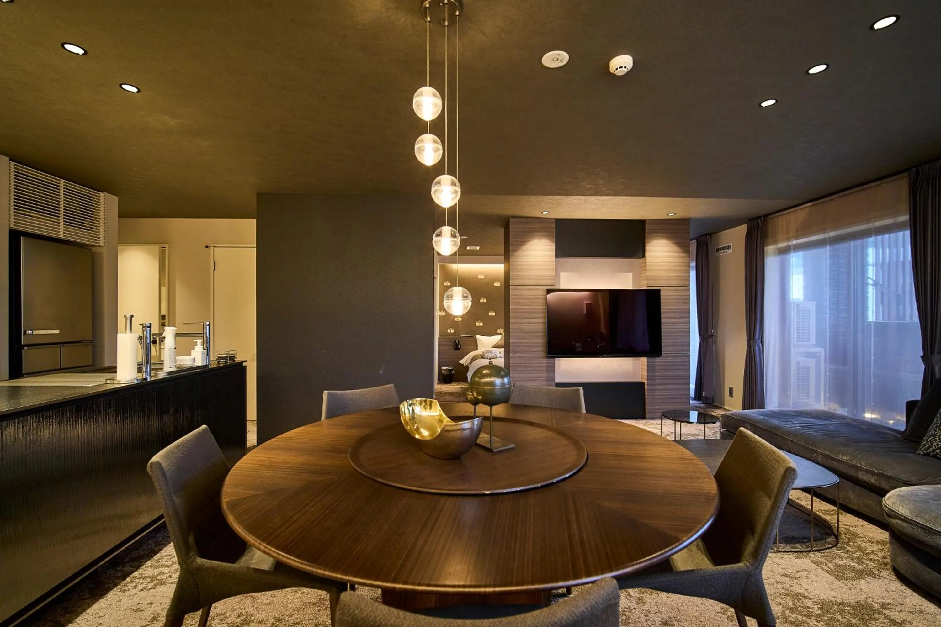 Seating area in HOTEL MASTAY jingumichi