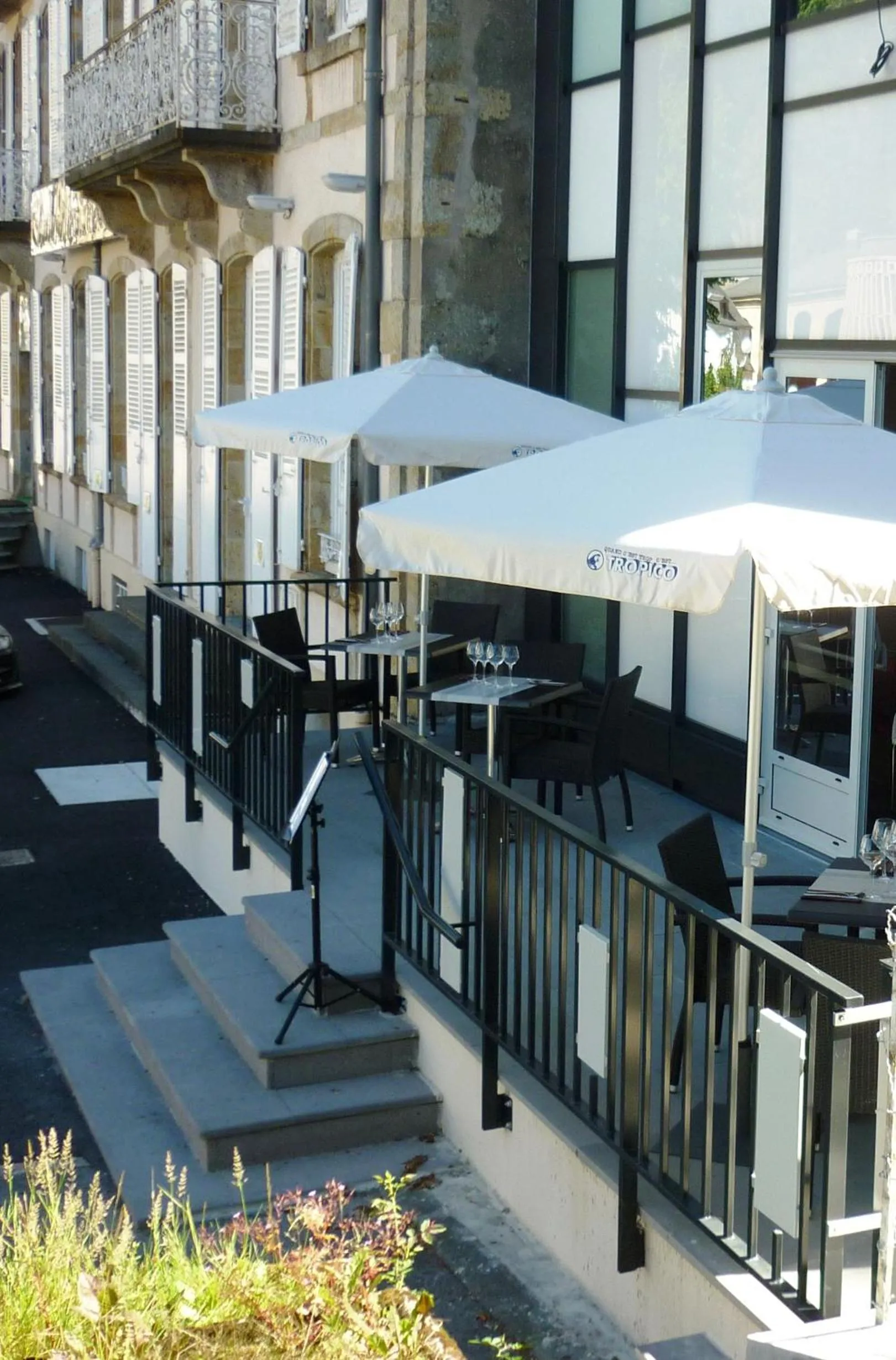 Balcony/Terrace in Le Parc Des Fees Hôtel Retaurant & Spa