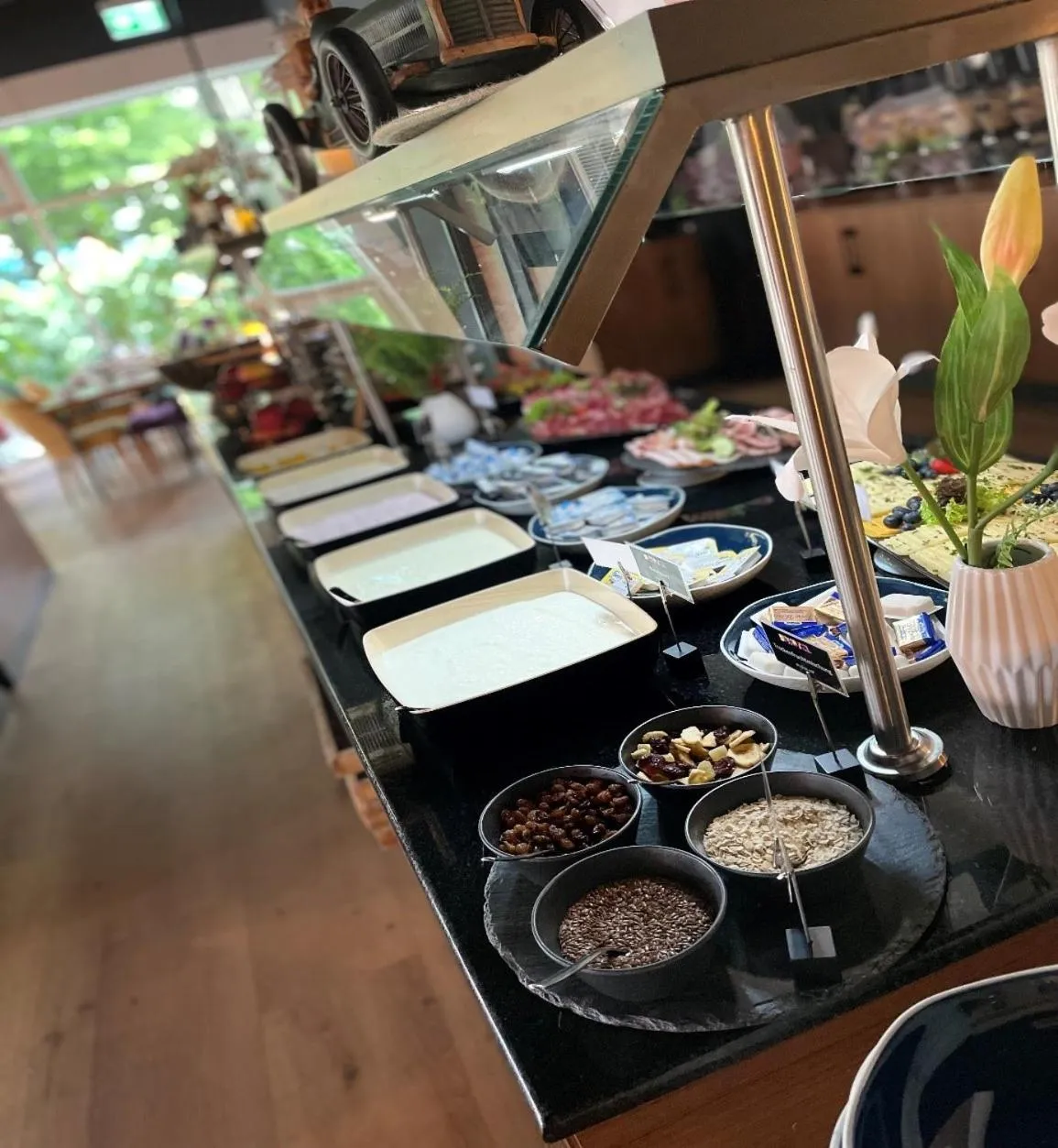 Breakfast in DIWOTEL by Trip Inn Frankfurt Airport Dreieich