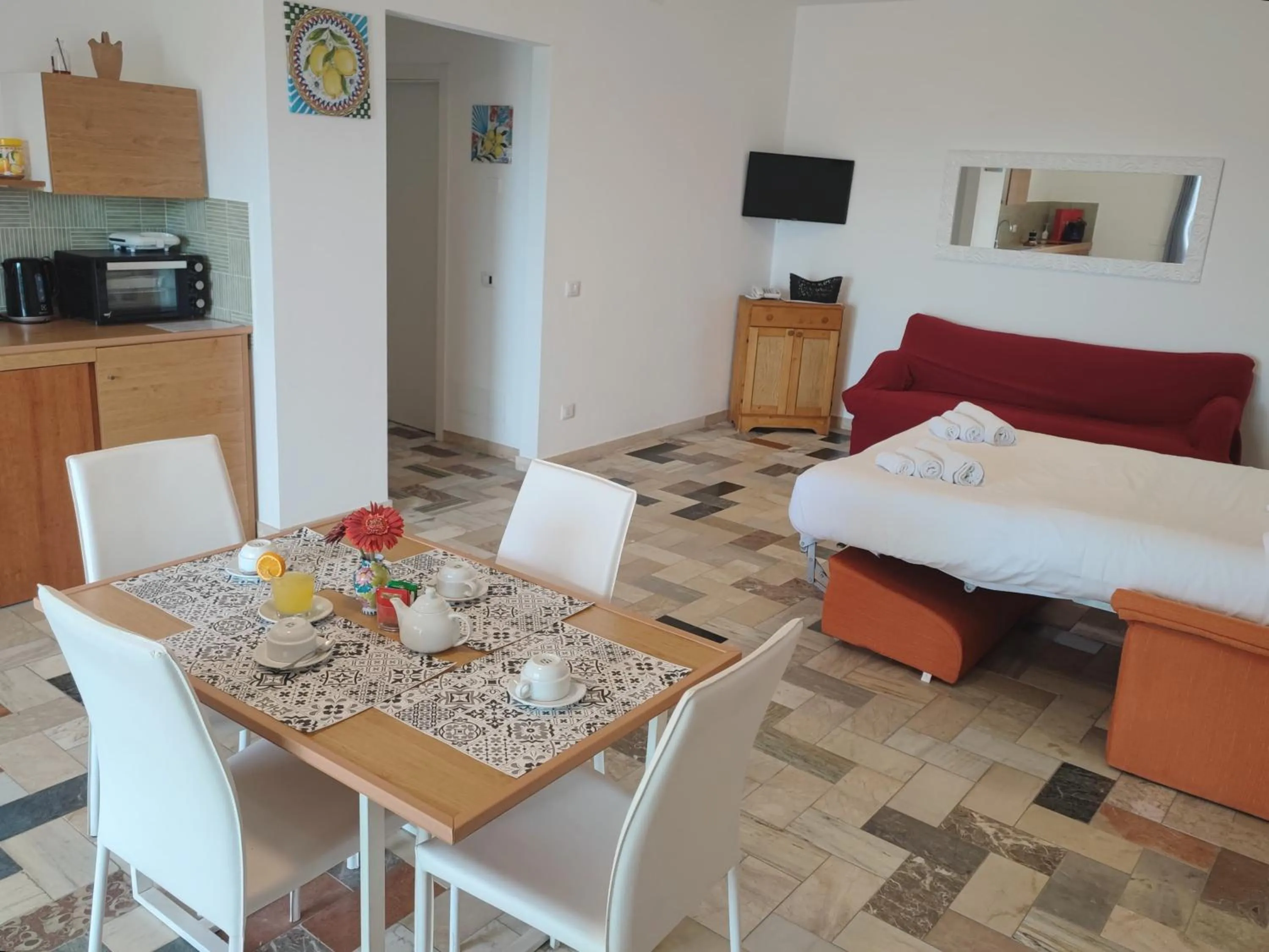 Living room, Bed in Don Vittorio Country Village