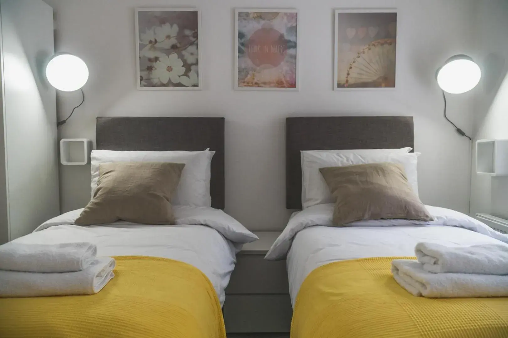 Deluxe Apartment in Town Street Apartment Deluxe Apartment in Town Street Apartment