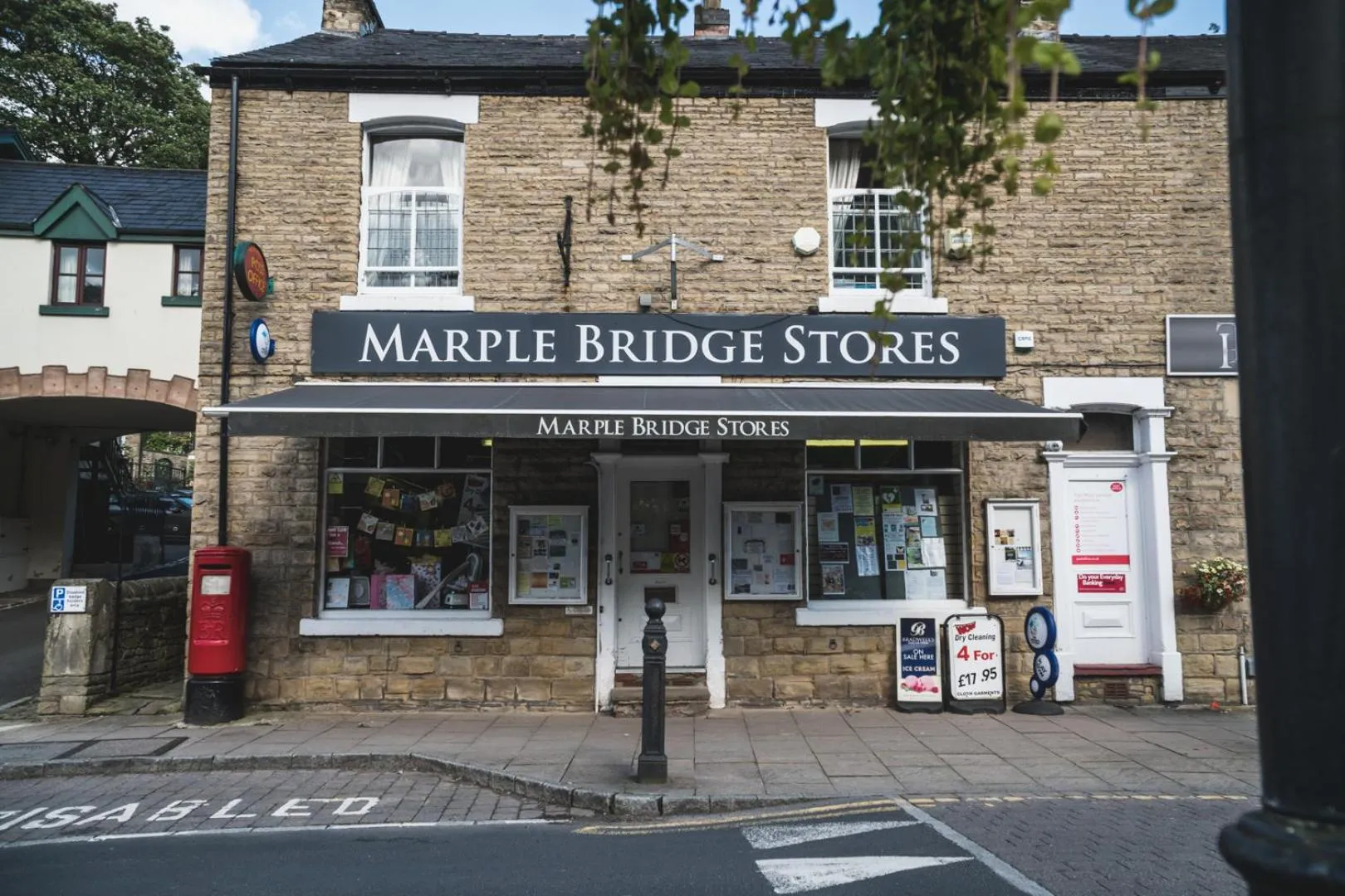 Property building in Town Street Apartment