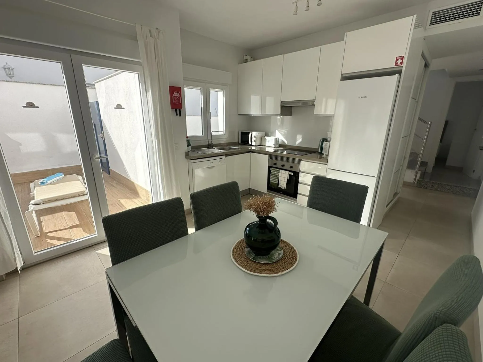 Kitchen or kitchenette in Nerja Paradise Rentals - Villa Bonilla
