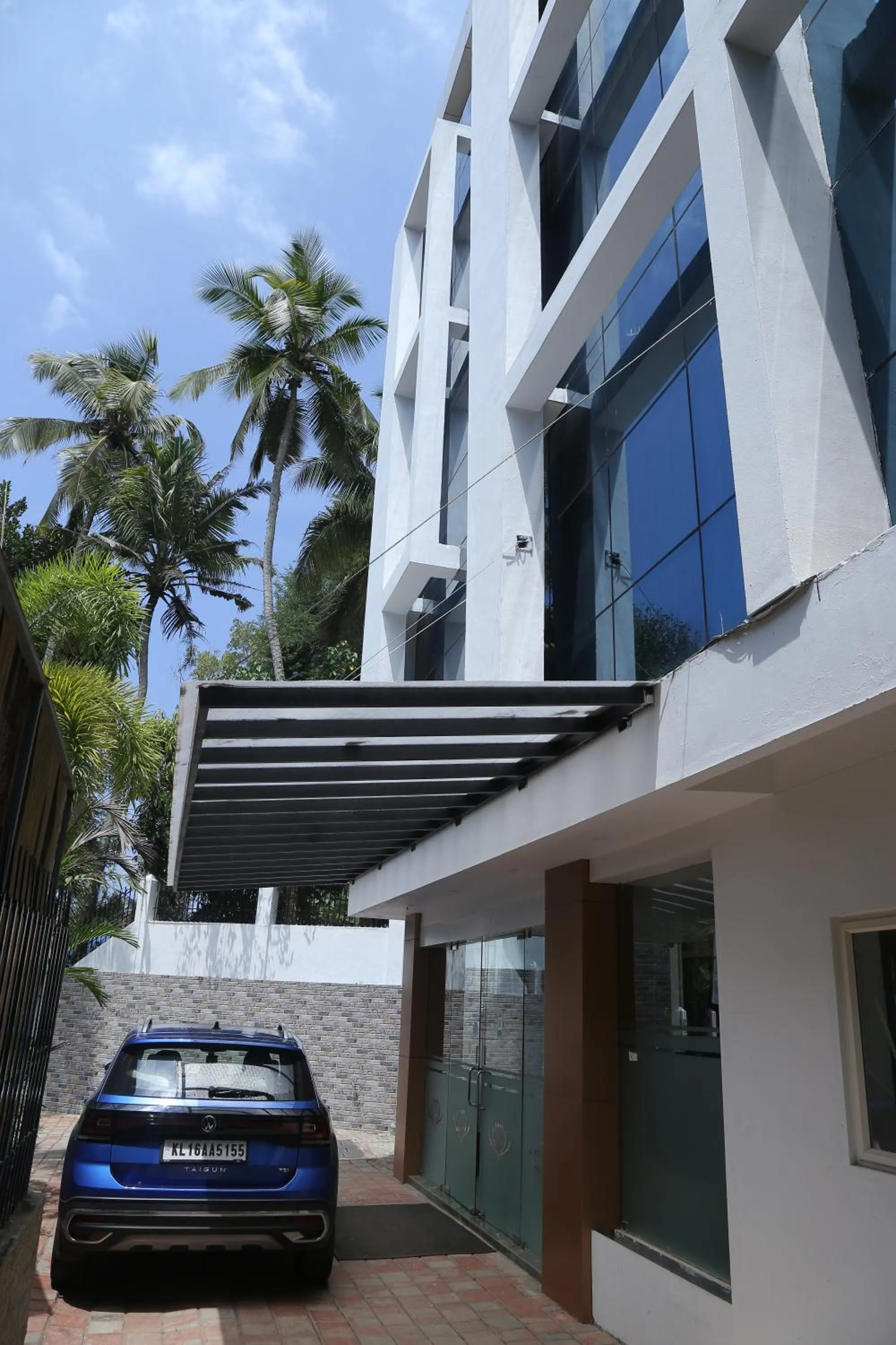 Property building in Hotel Opalo Kailas