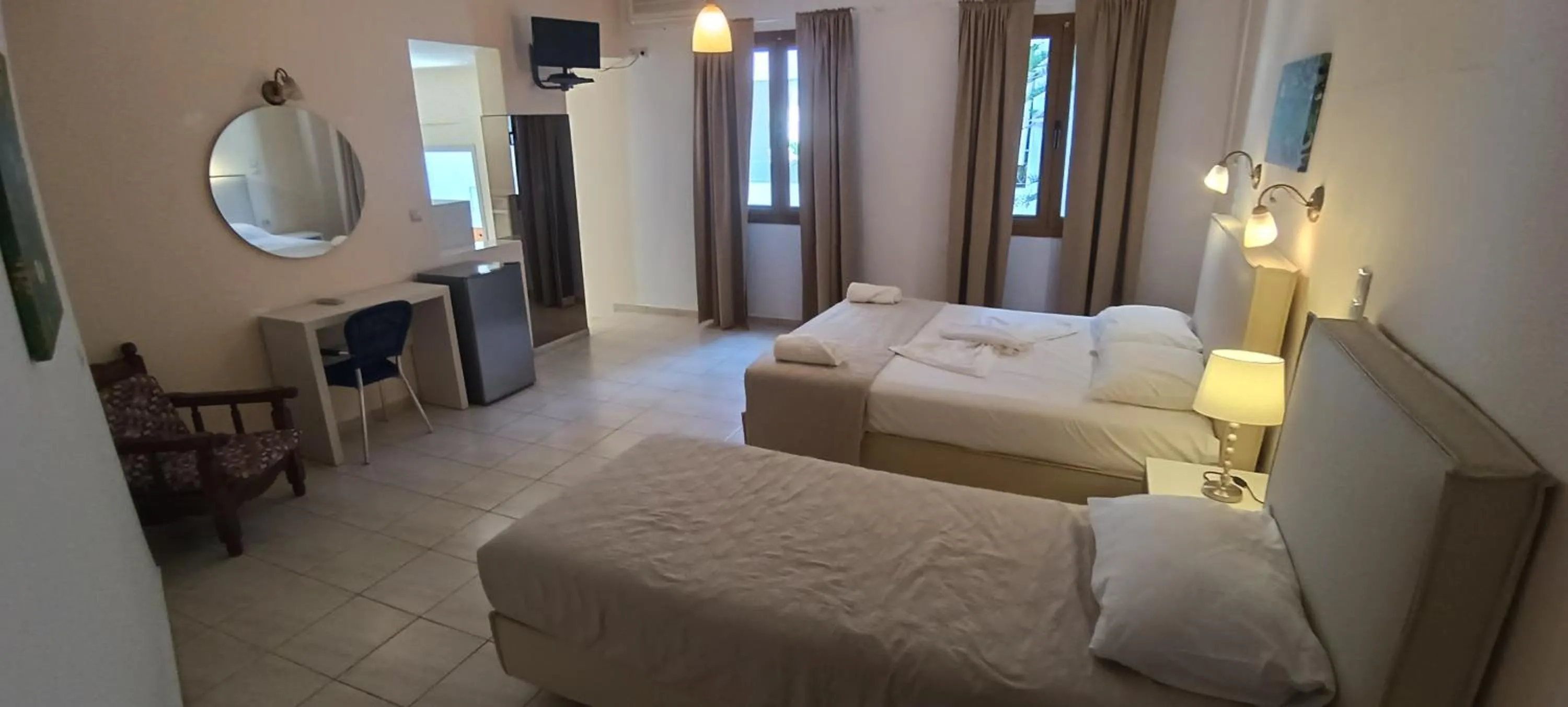 Photo of the whole room, Bed in Achilleas Hotel