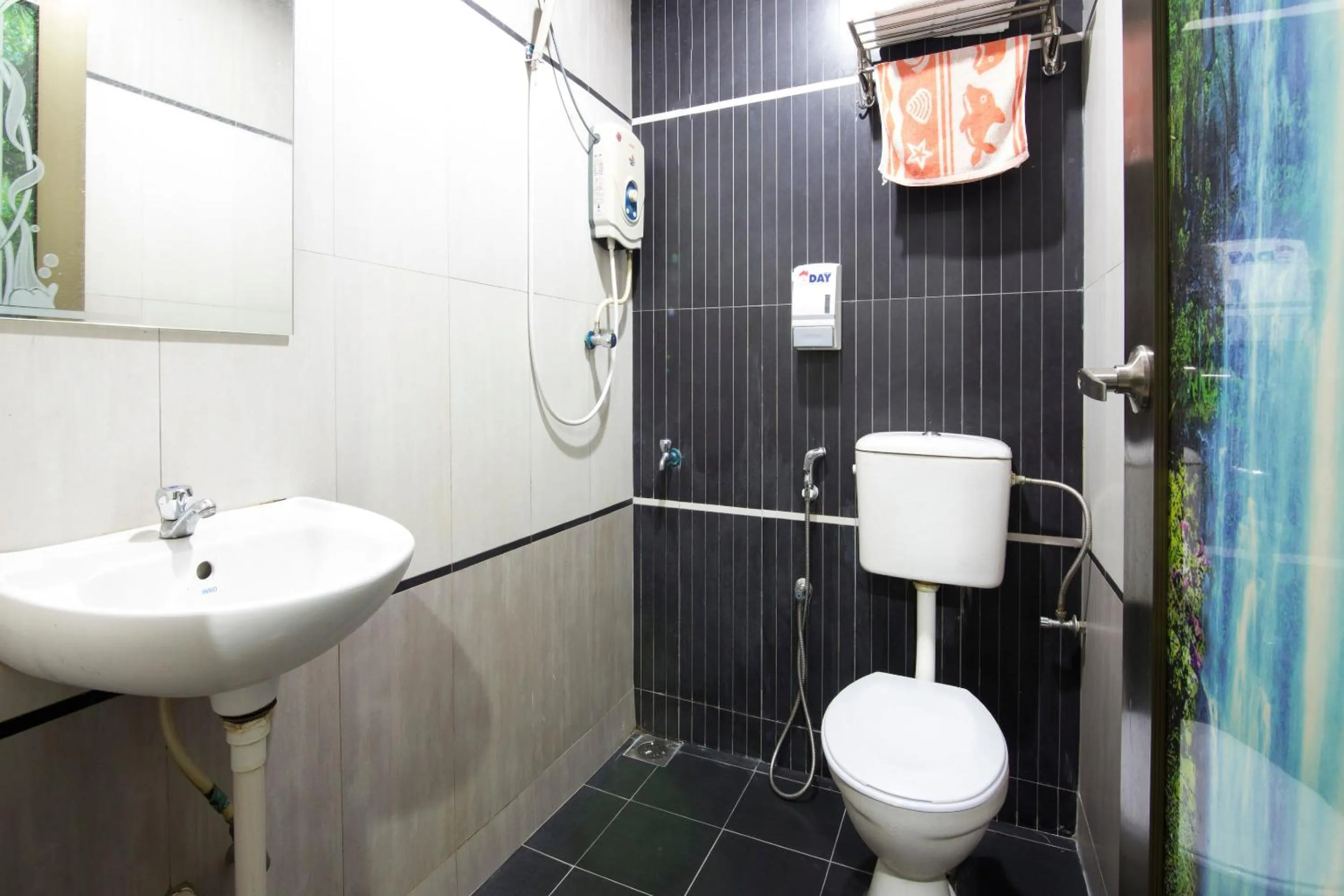 Bedroom in Valley View Hotel