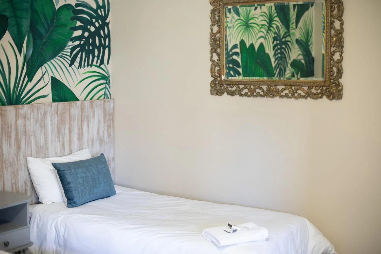 Bedroom, Bed in iLanga Lodge