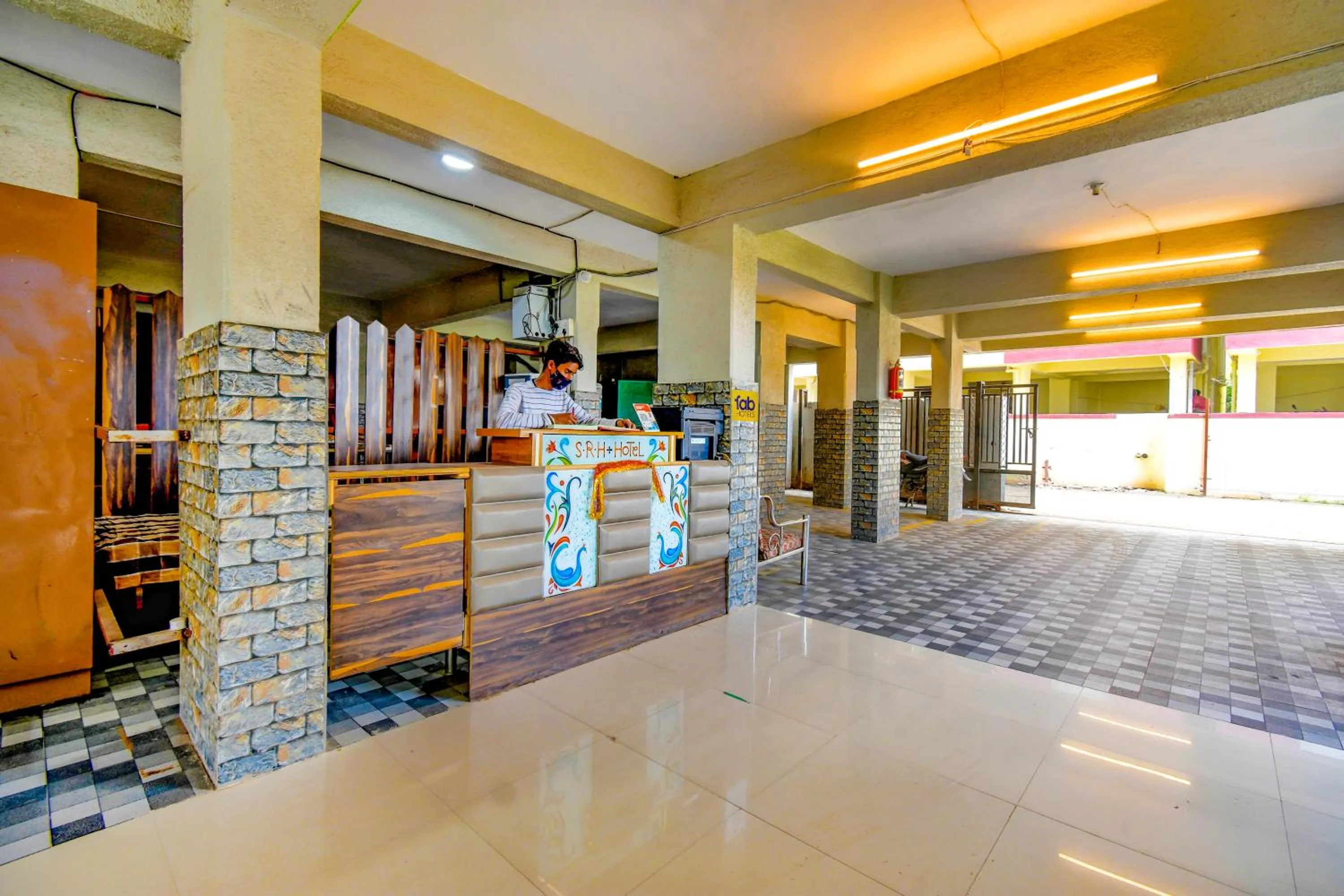 Lobby or reception in FabExpress SRH - Nr Butterfly Park - Hinjawadi