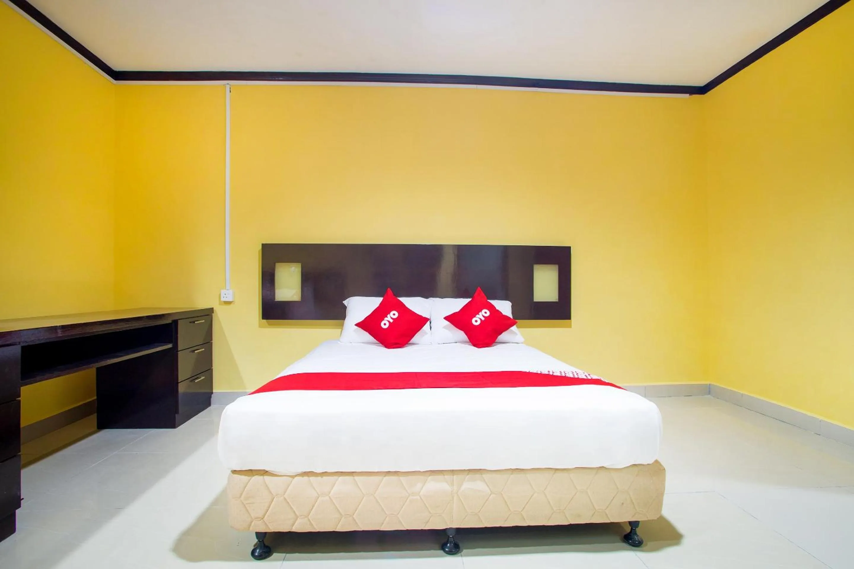 Bedroom, Bed in Hotel O Bbk