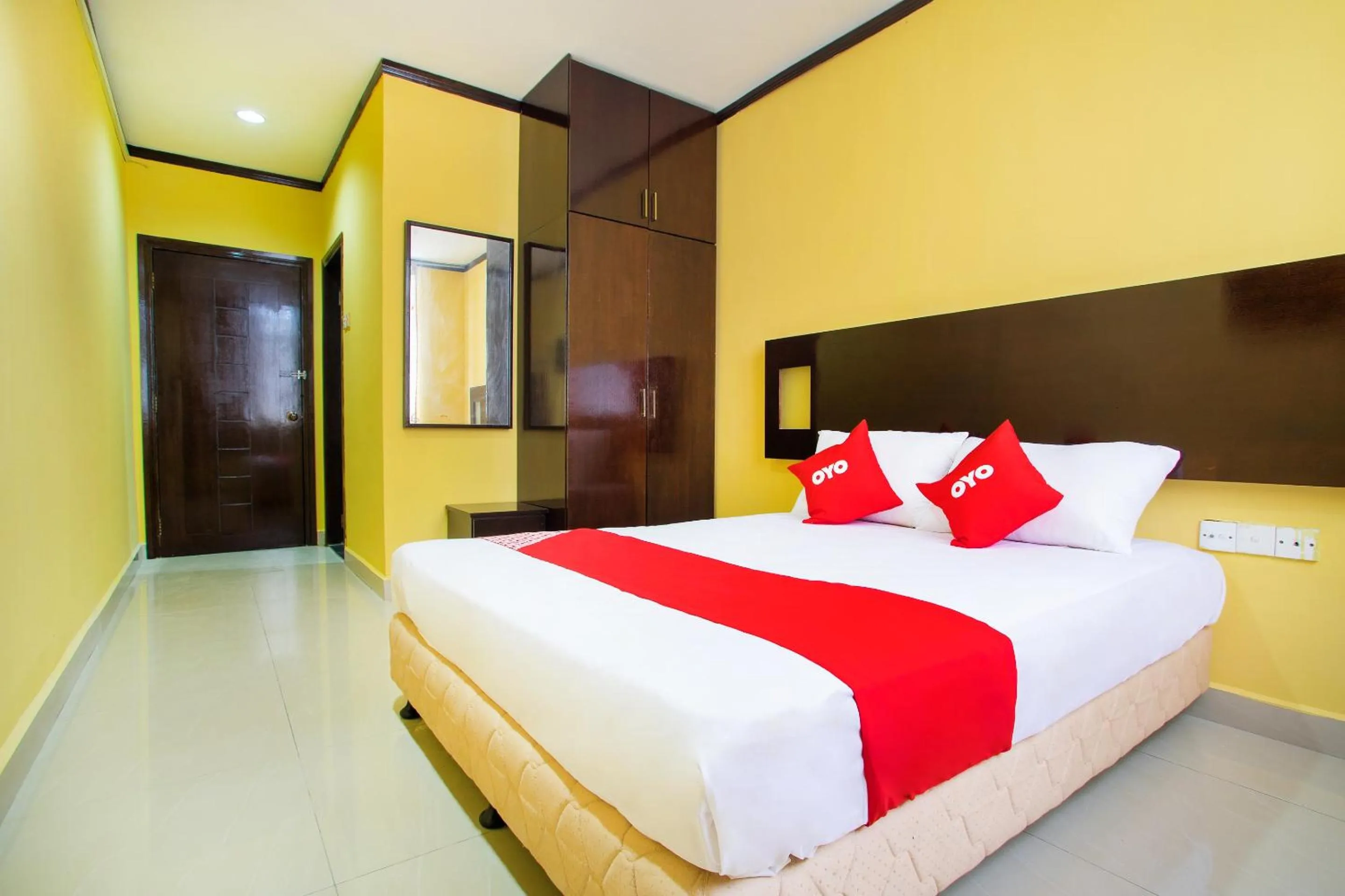 Bedroom, Bed in Hotel O Bbk