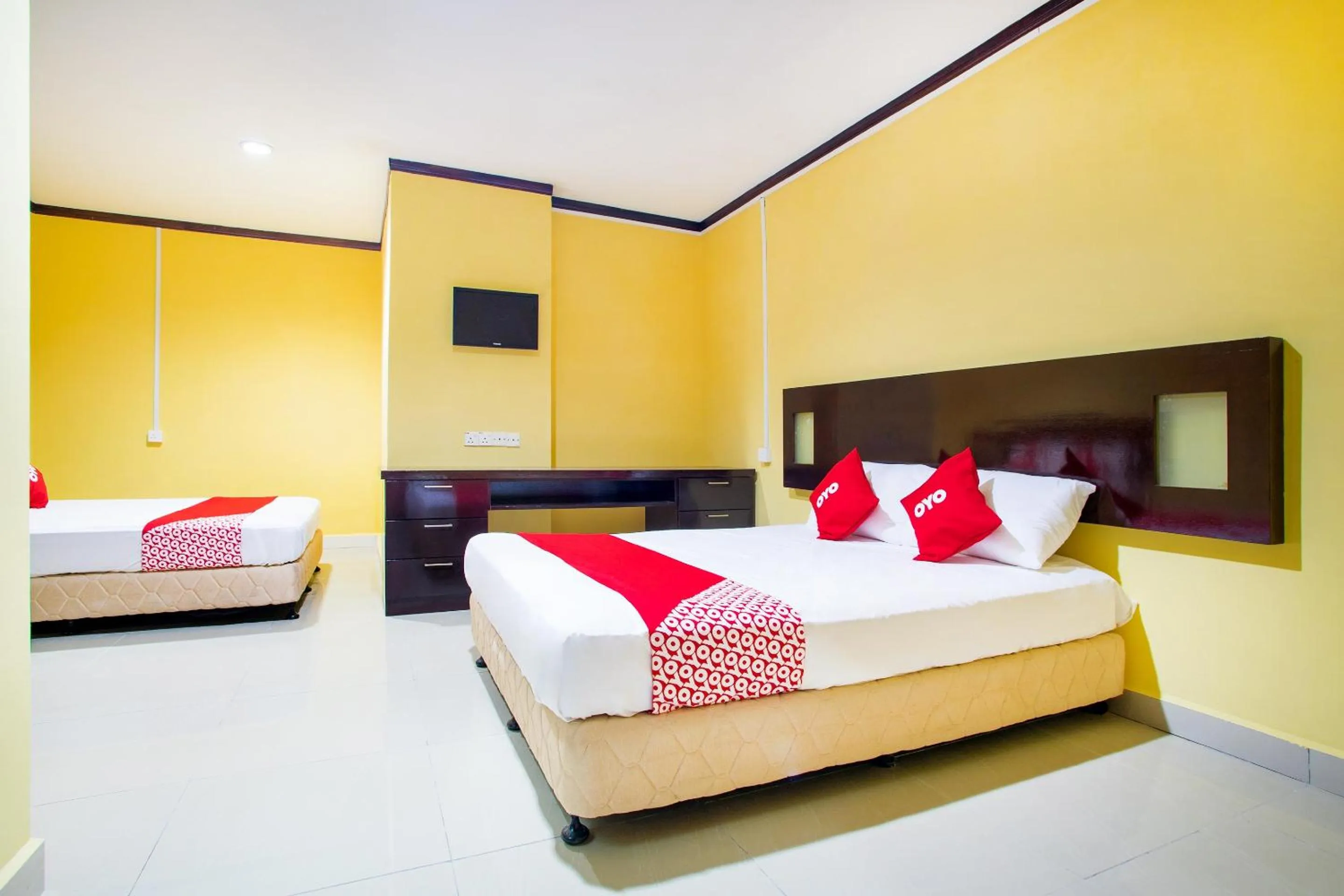 Bedroom, Bed in Hotel O Bbk