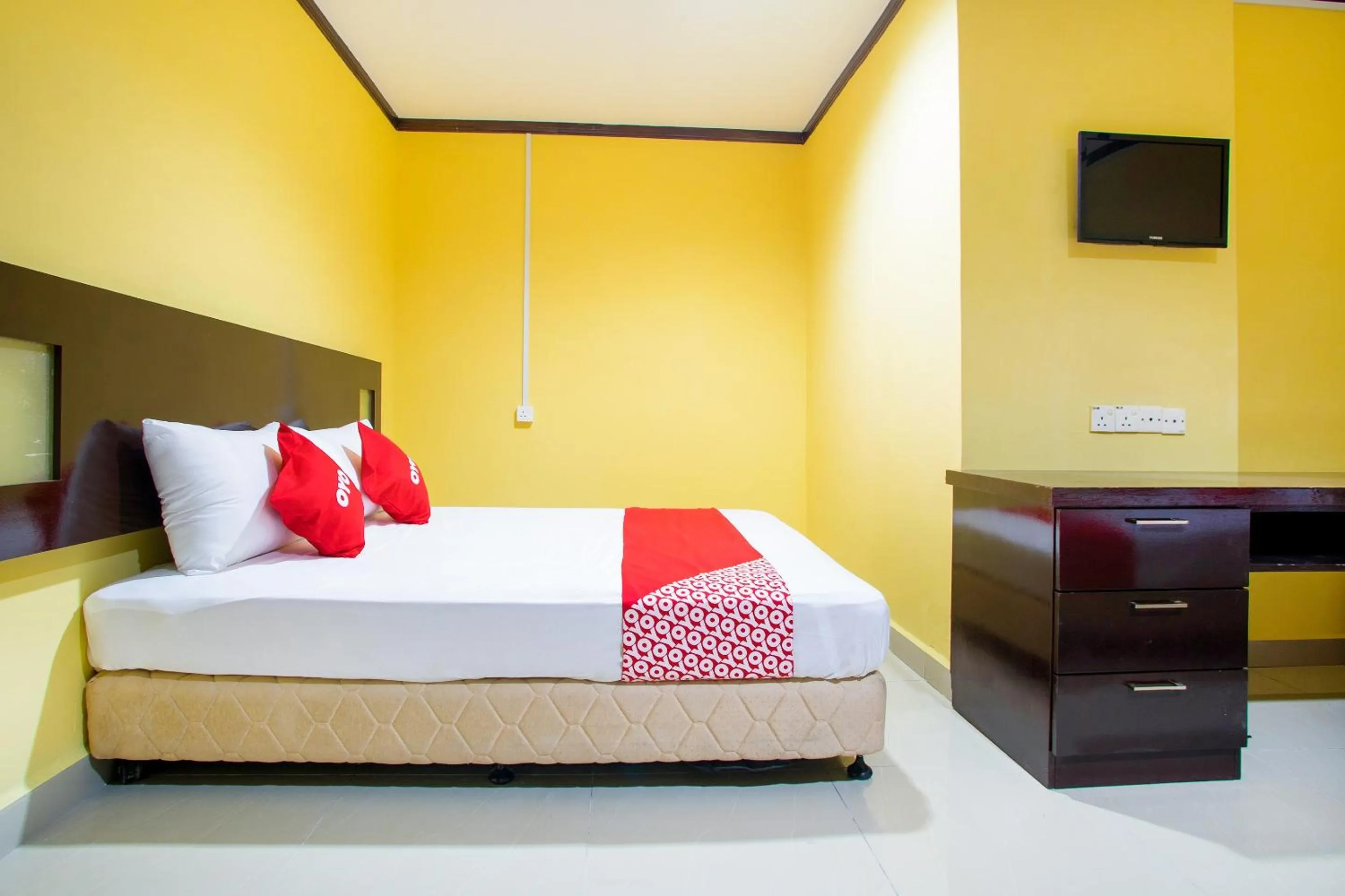 Bedroom, Bed in Hotel O Bbk